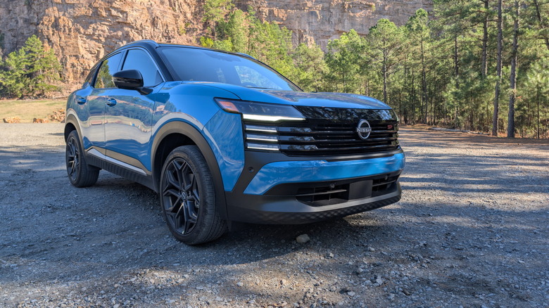 2026 Nissan Kicks for Carscoops by Stephen Rivers 30