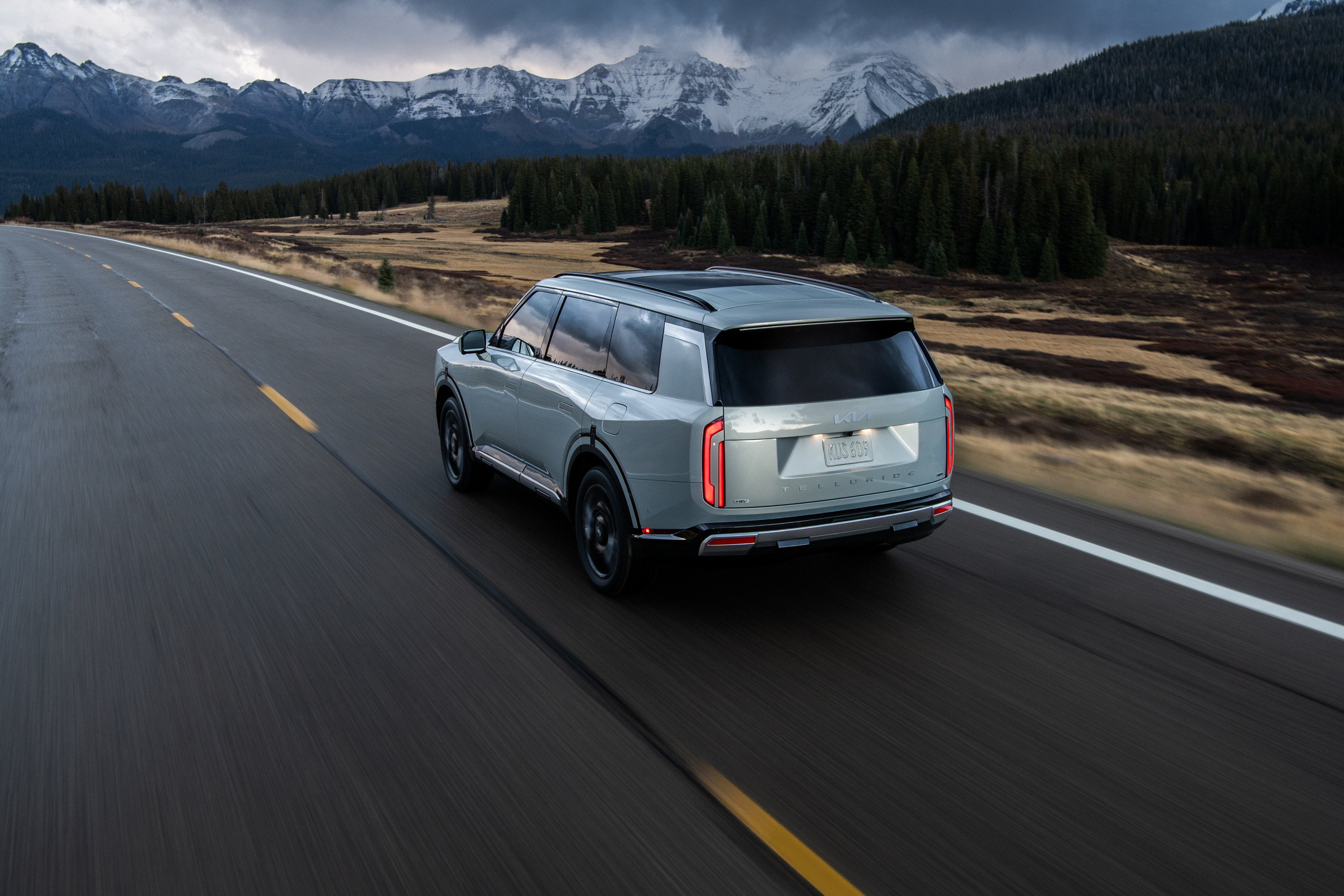 2027 Kia Telluride Hybrid 226 10