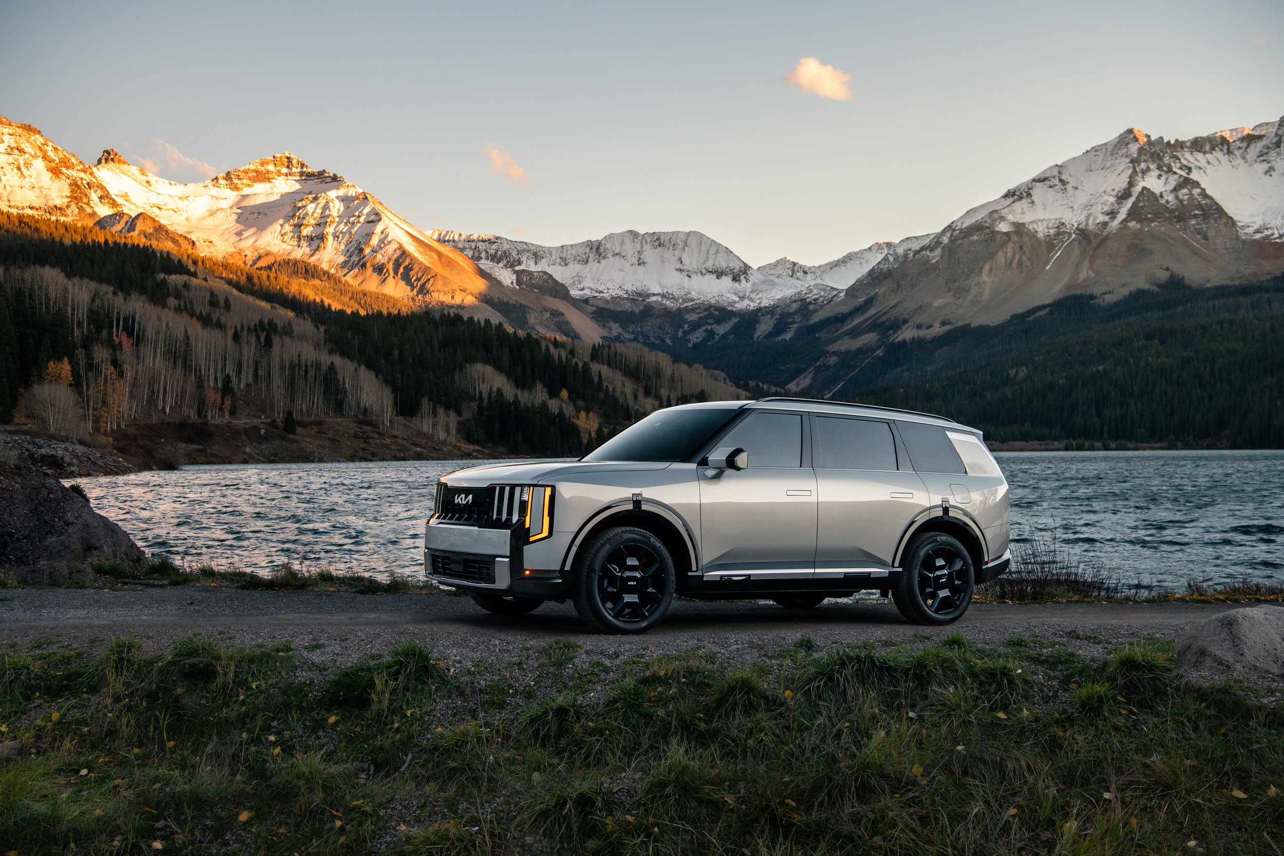 2027 Kia Telluride Hybrid 226 17
