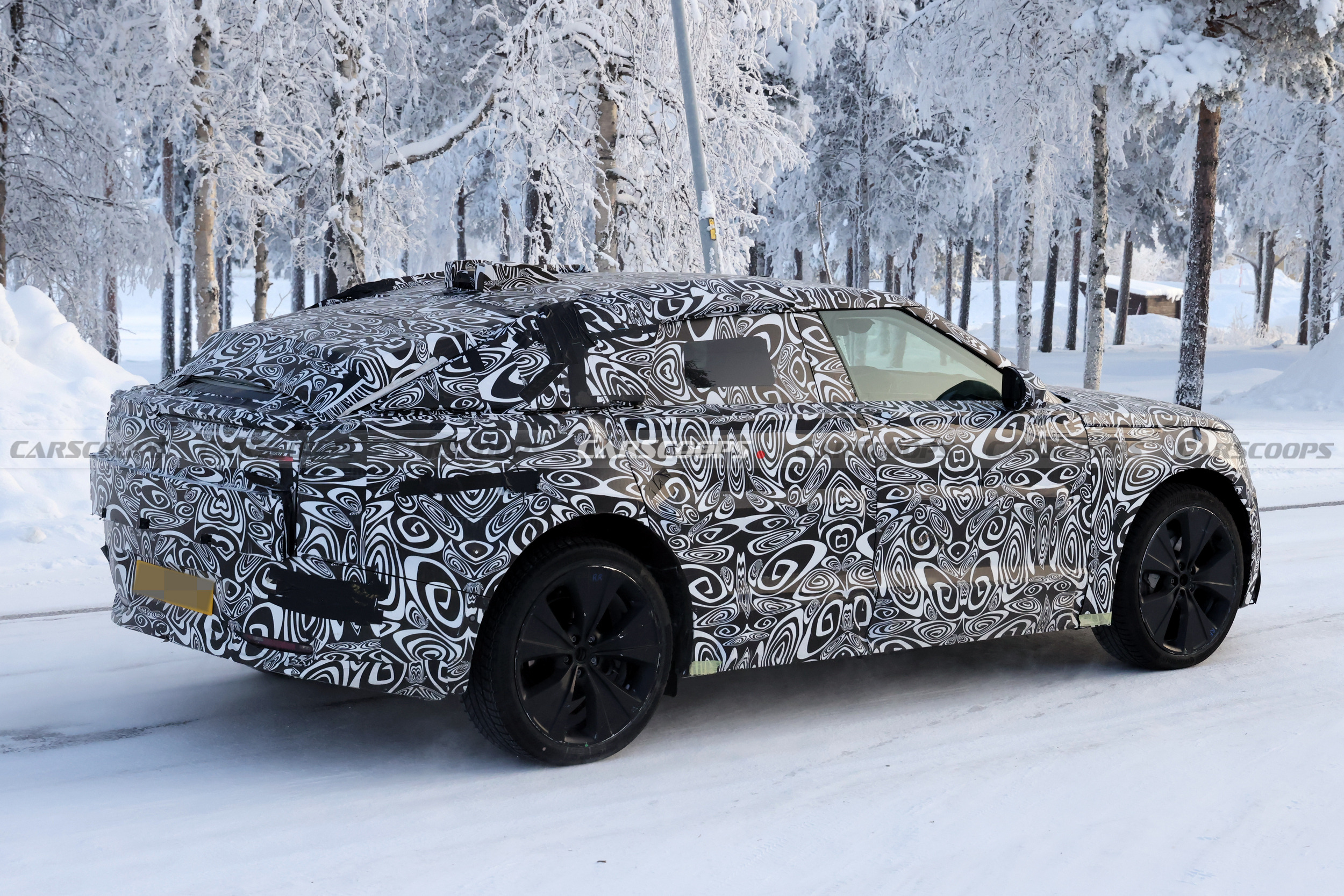 2027 Range Rover Velar 212 16