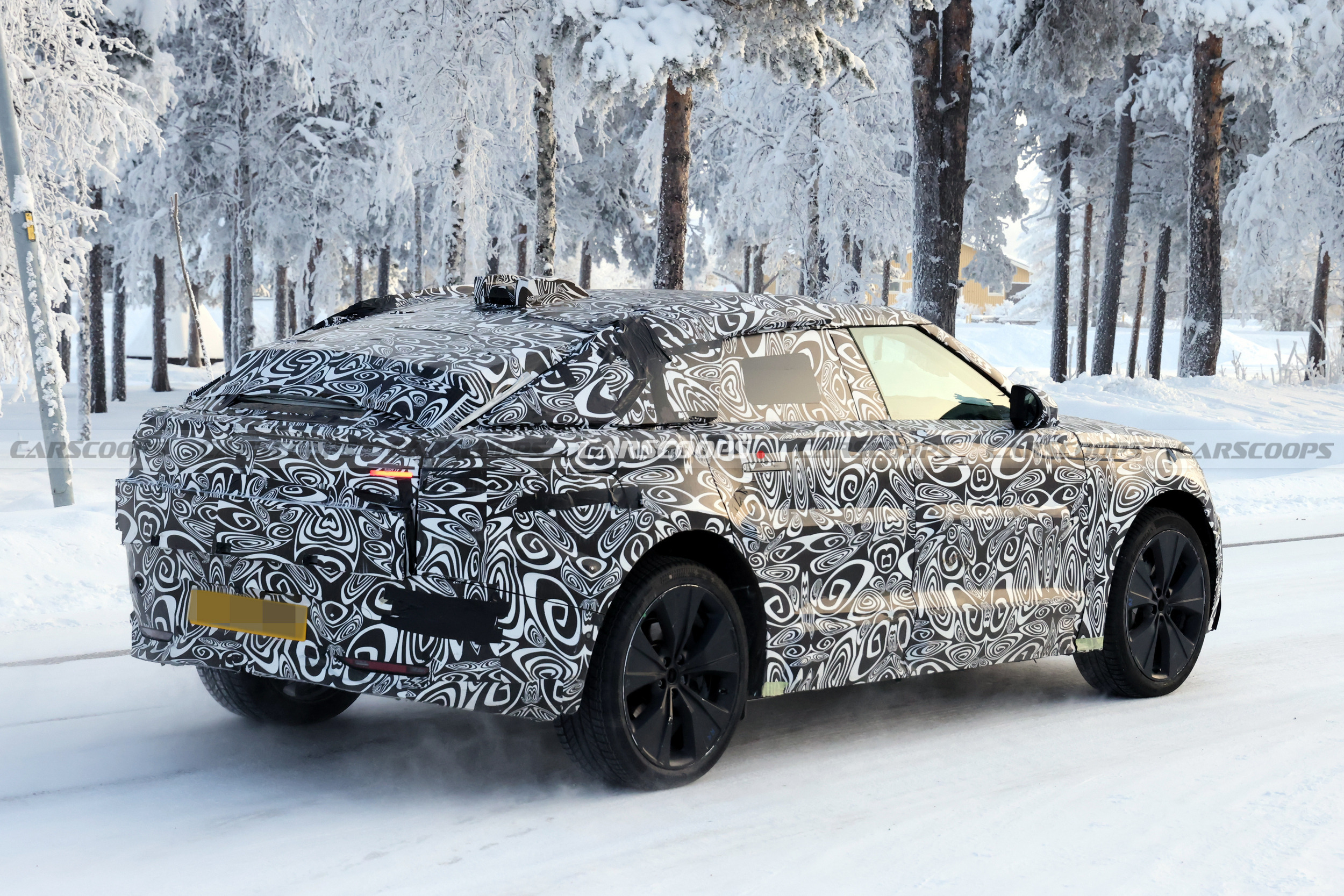 2027 Range Rover Velar 212 17