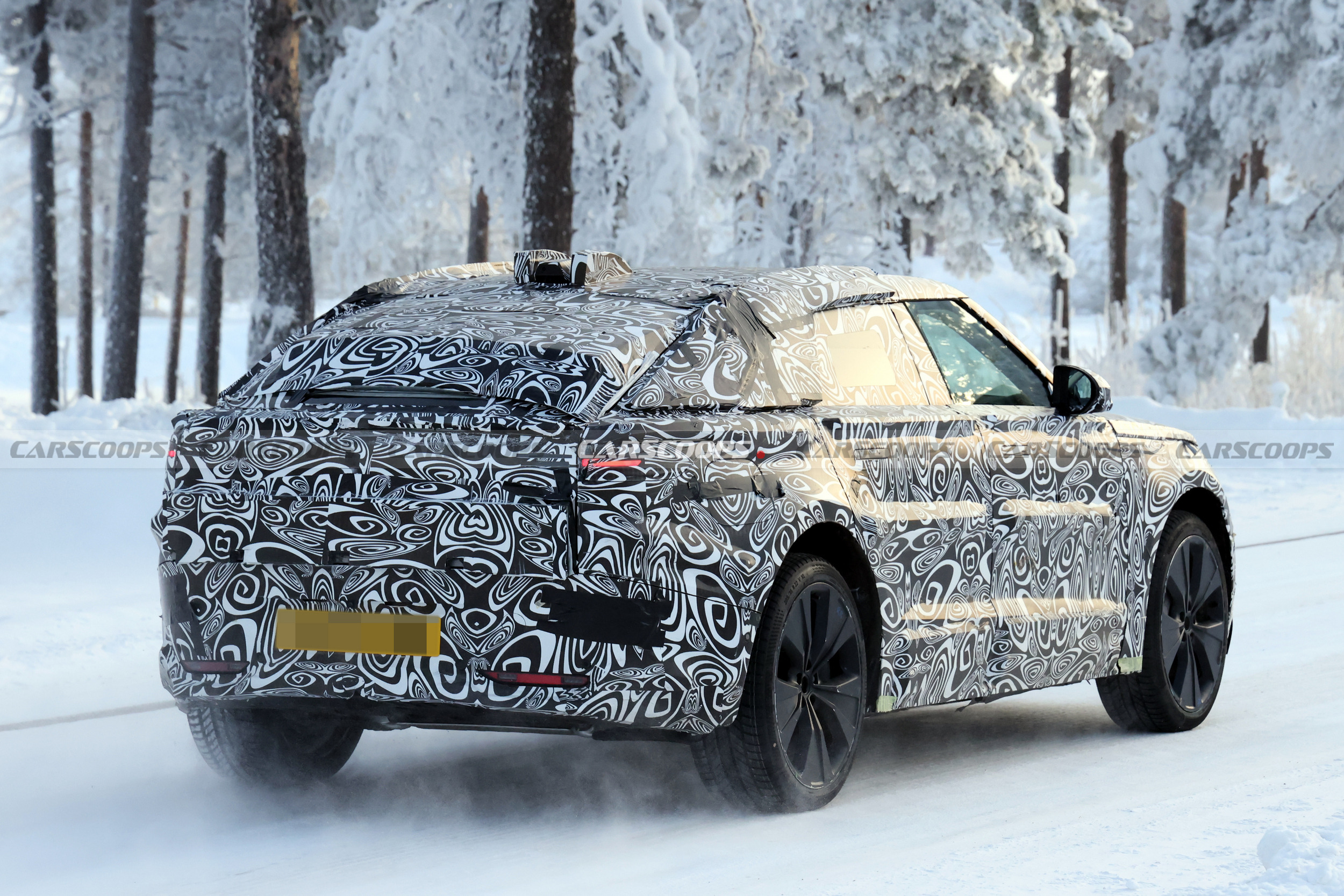 2027 Range Rover Velar 212 19