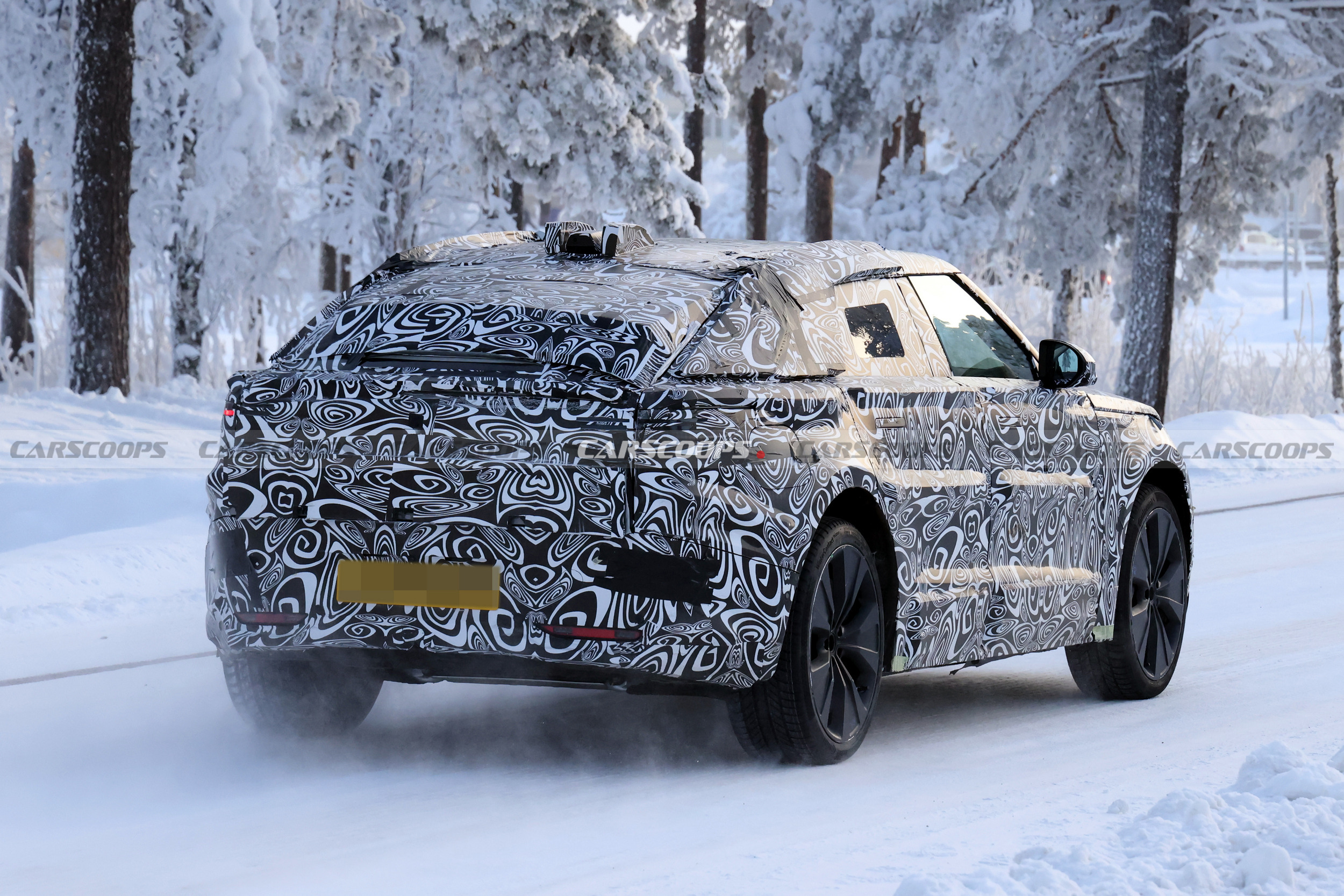 2027 Range Rover Velar 212 20