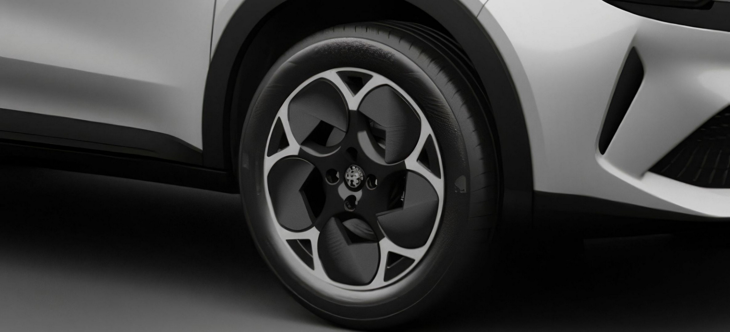 Alfa Romeo Junior Ibrida Edizione Bianco - Japan (4)