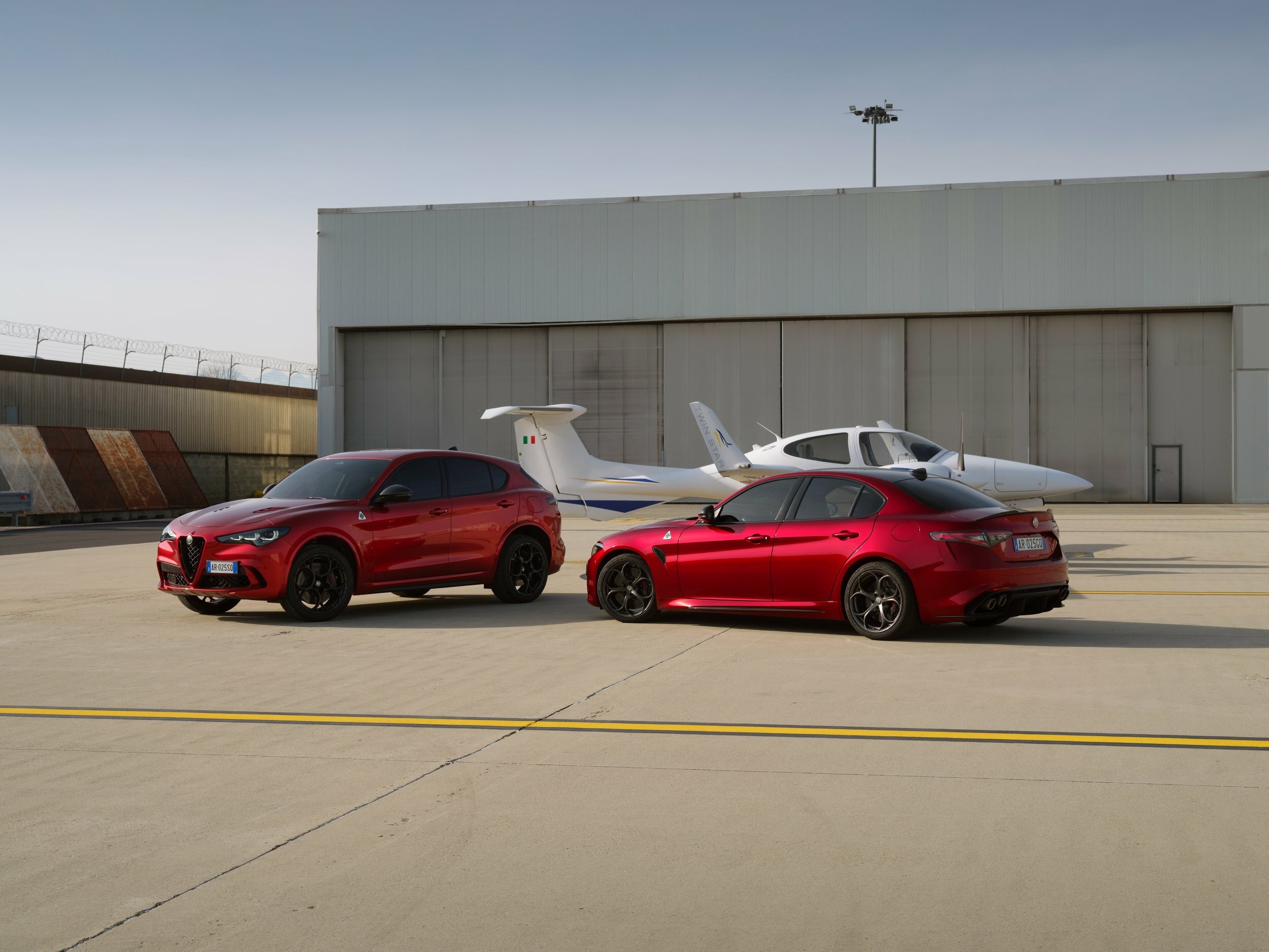 Alfa Romeo Giulia and Stelvio Quadrifoglio Collezione (2)