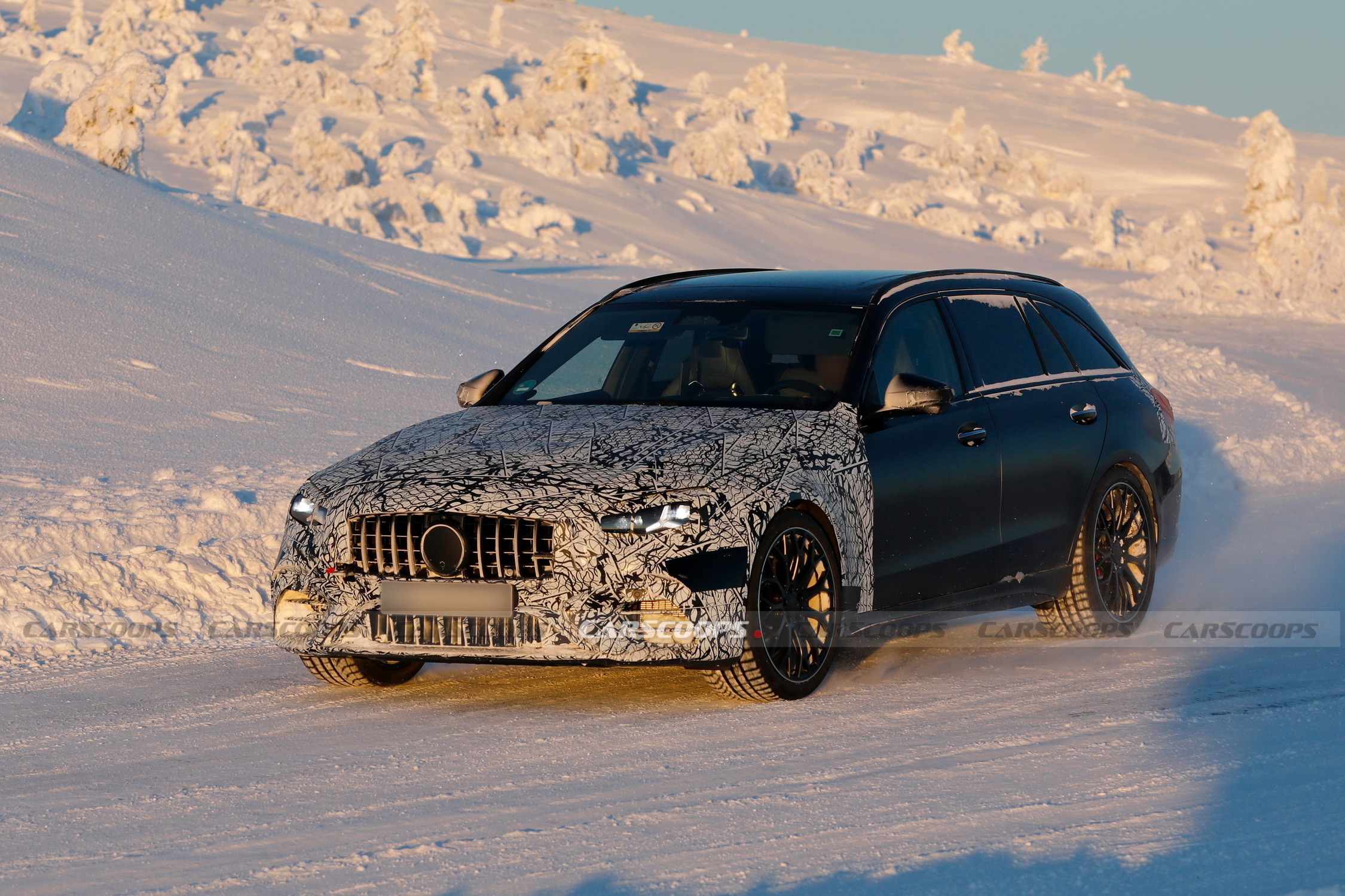 2028 Mercedes-AMG C53 Wagon 13