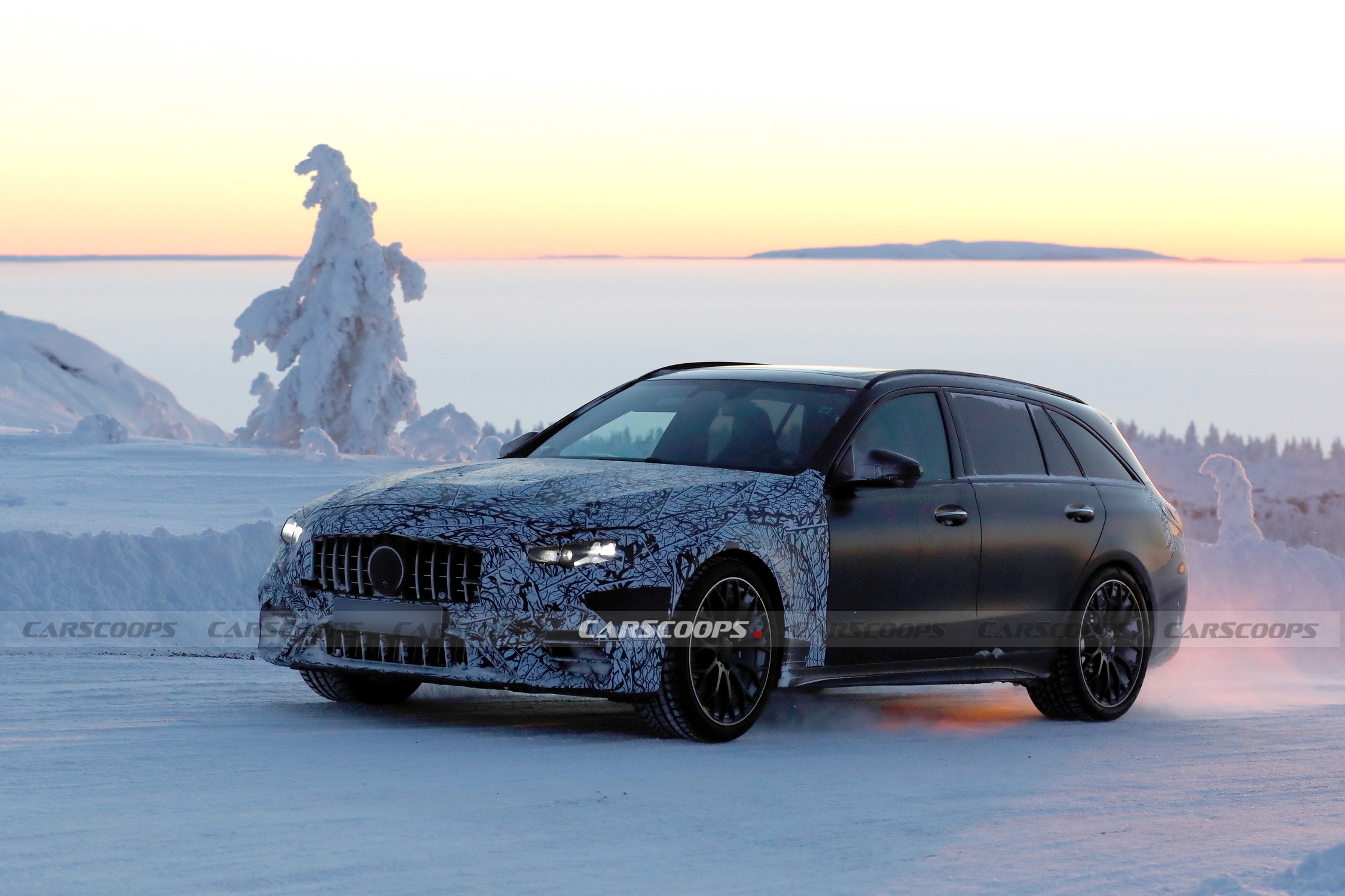 2028 Mercedes-AMG C53 Wagon 20