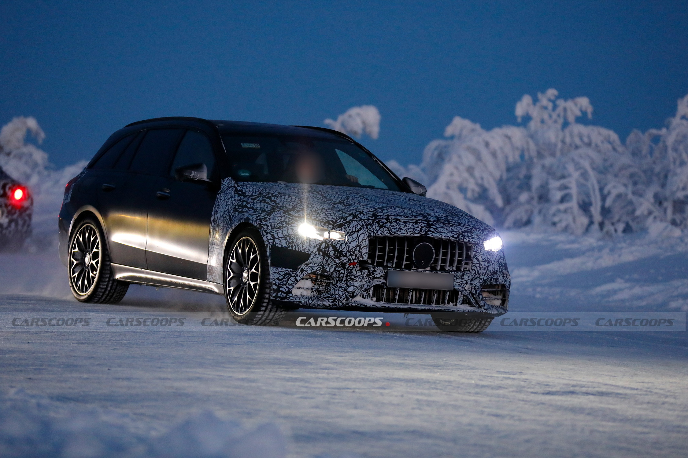 2028 Mercedes-AMG C53 Wagon 22