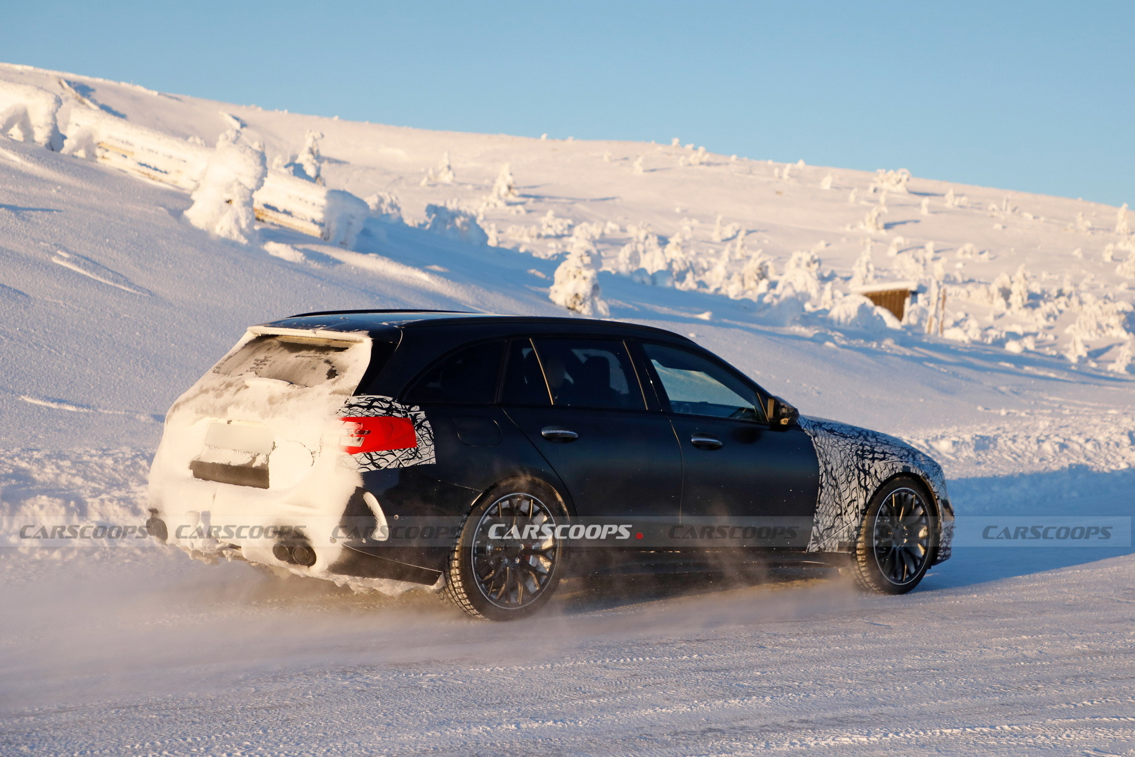2028 Mercedes-AMG C53 Wagon 29