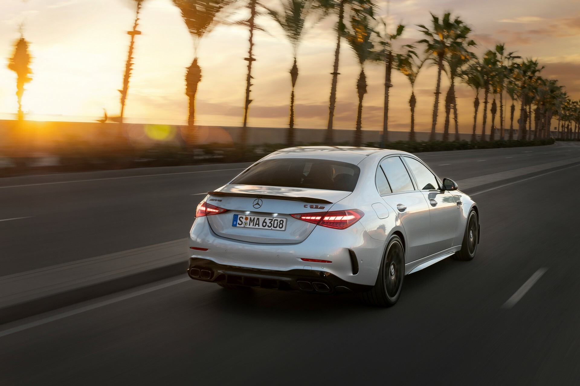 Mercedes-AMG C 63 S E Performance 0417 4