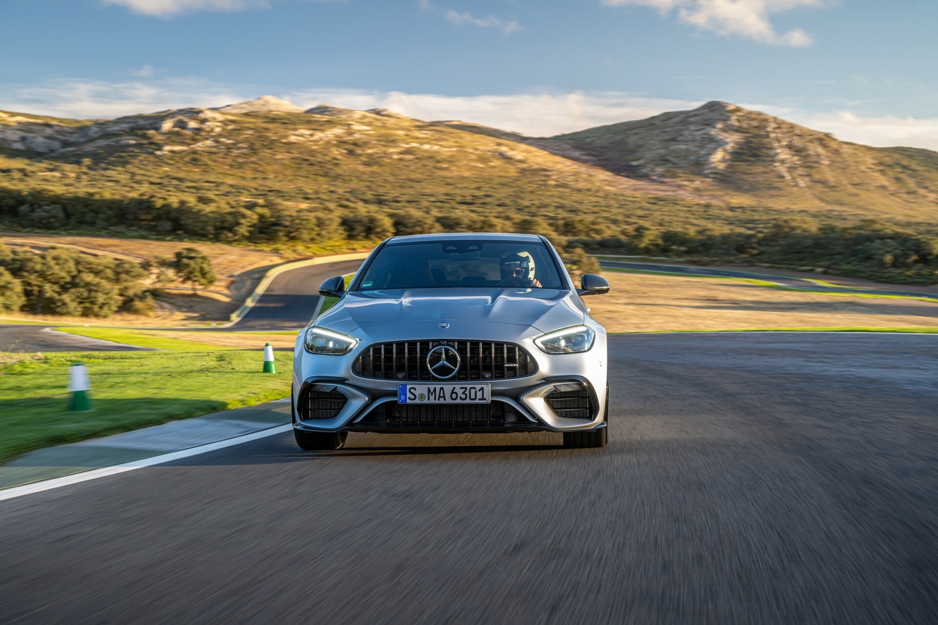 Mercedes-AMG C 63 S E Performance 0417 8