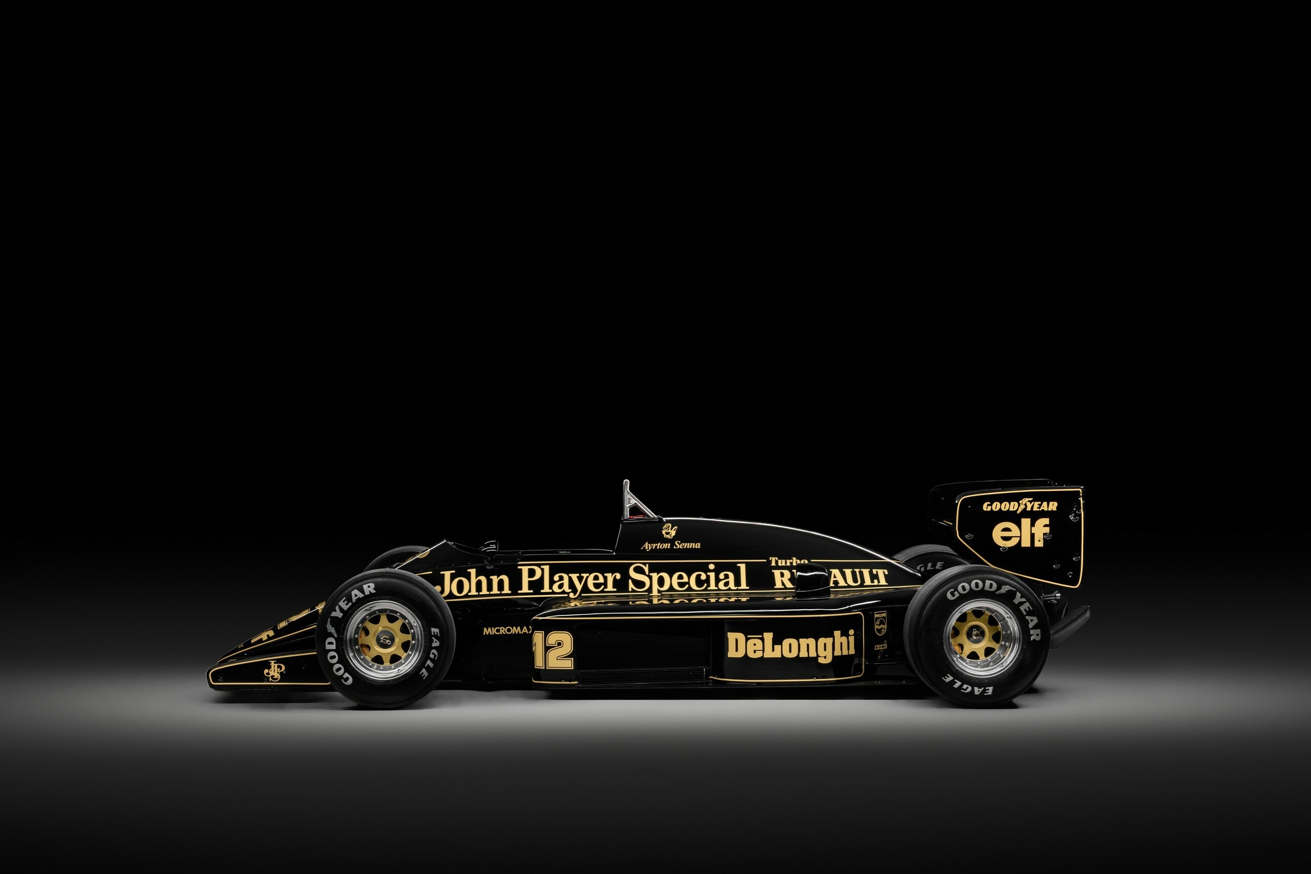 1986 Lotus 98T Senna - 10