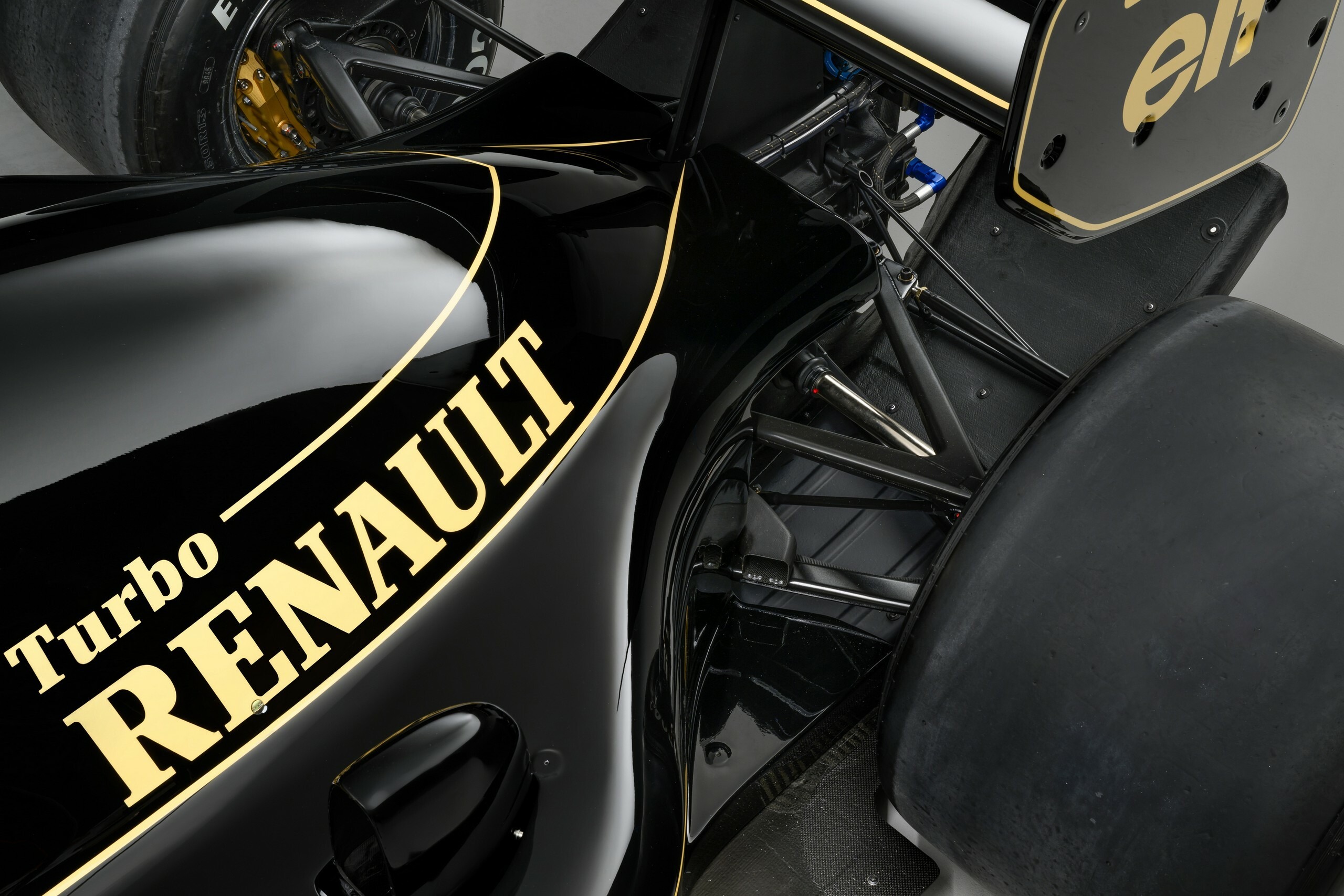 1986 Lotus 98T Senna - 25