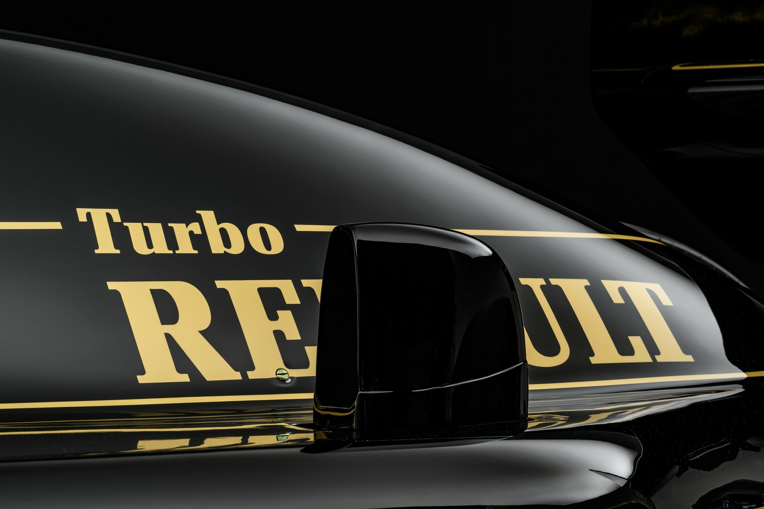 1986 Lotus 98T Senna - 27