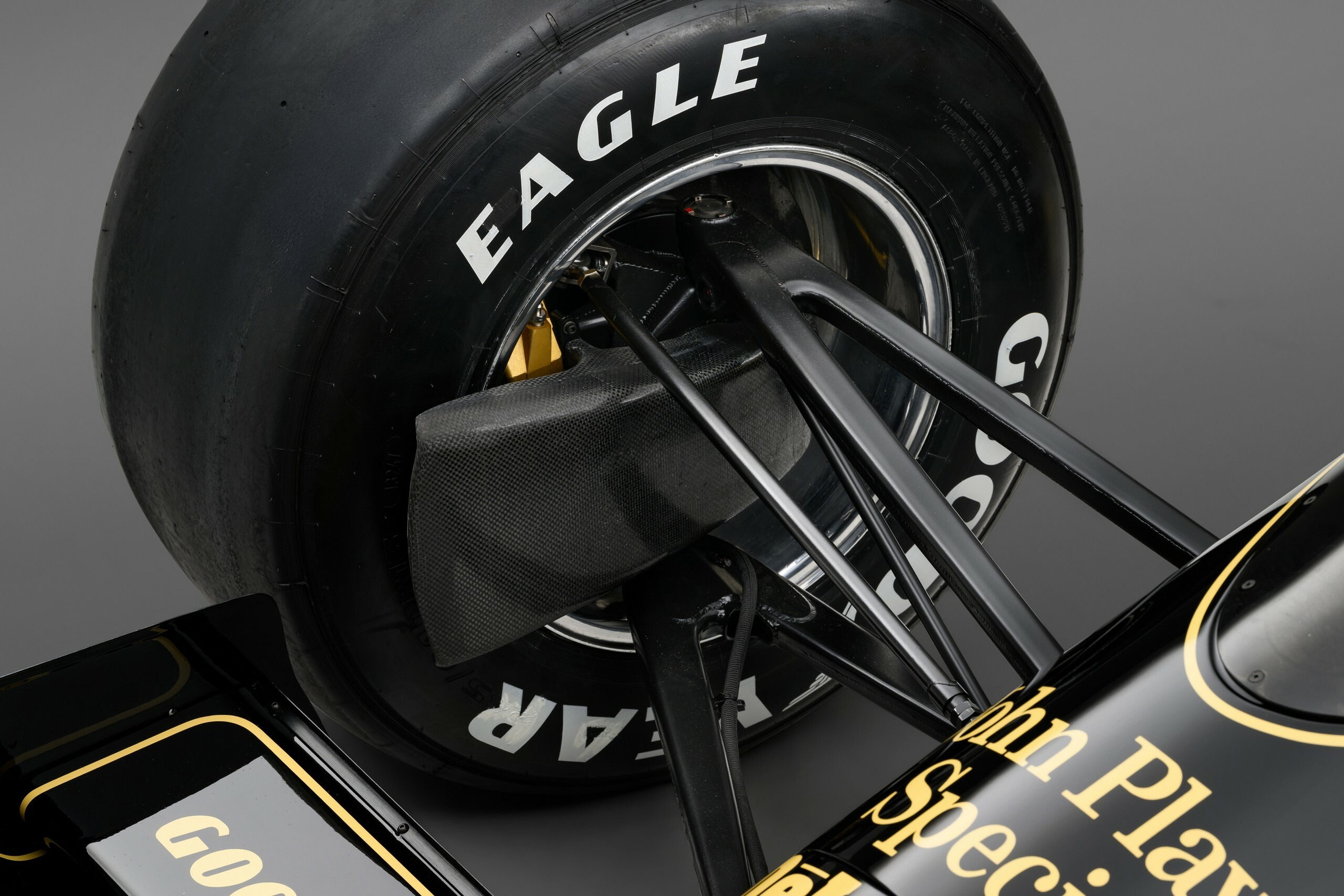 1986 Lotus 98T Senna - 28