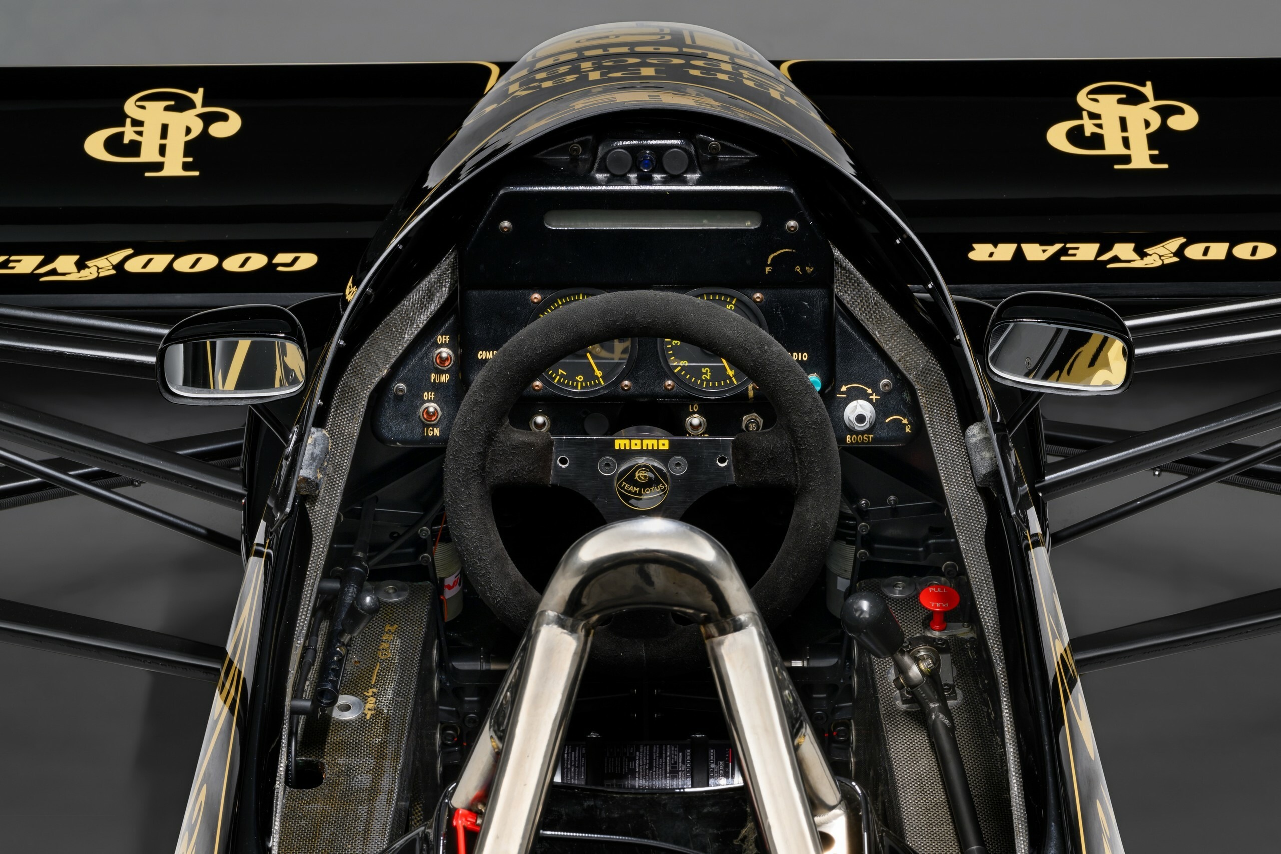 1986 Lotus 98T Senna - 3
