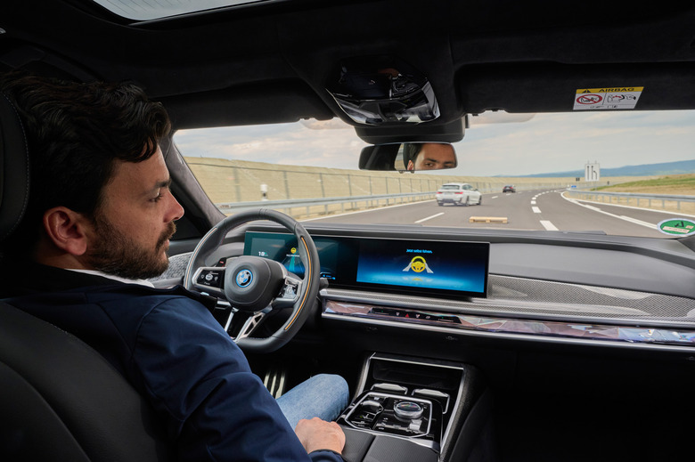 BMW 7-Series Level 3 autonomous 00002