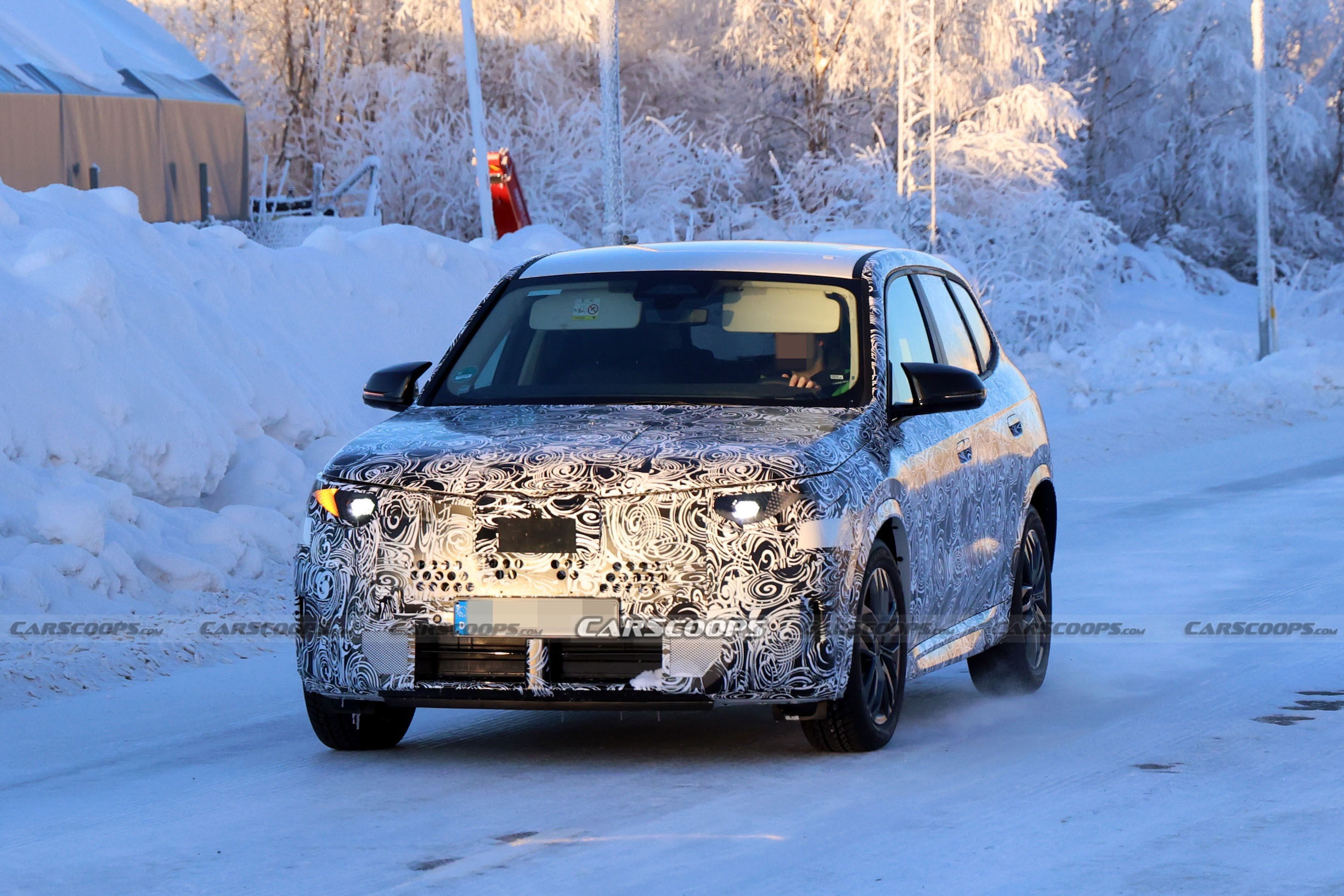 BMW X1 spy shots 00003