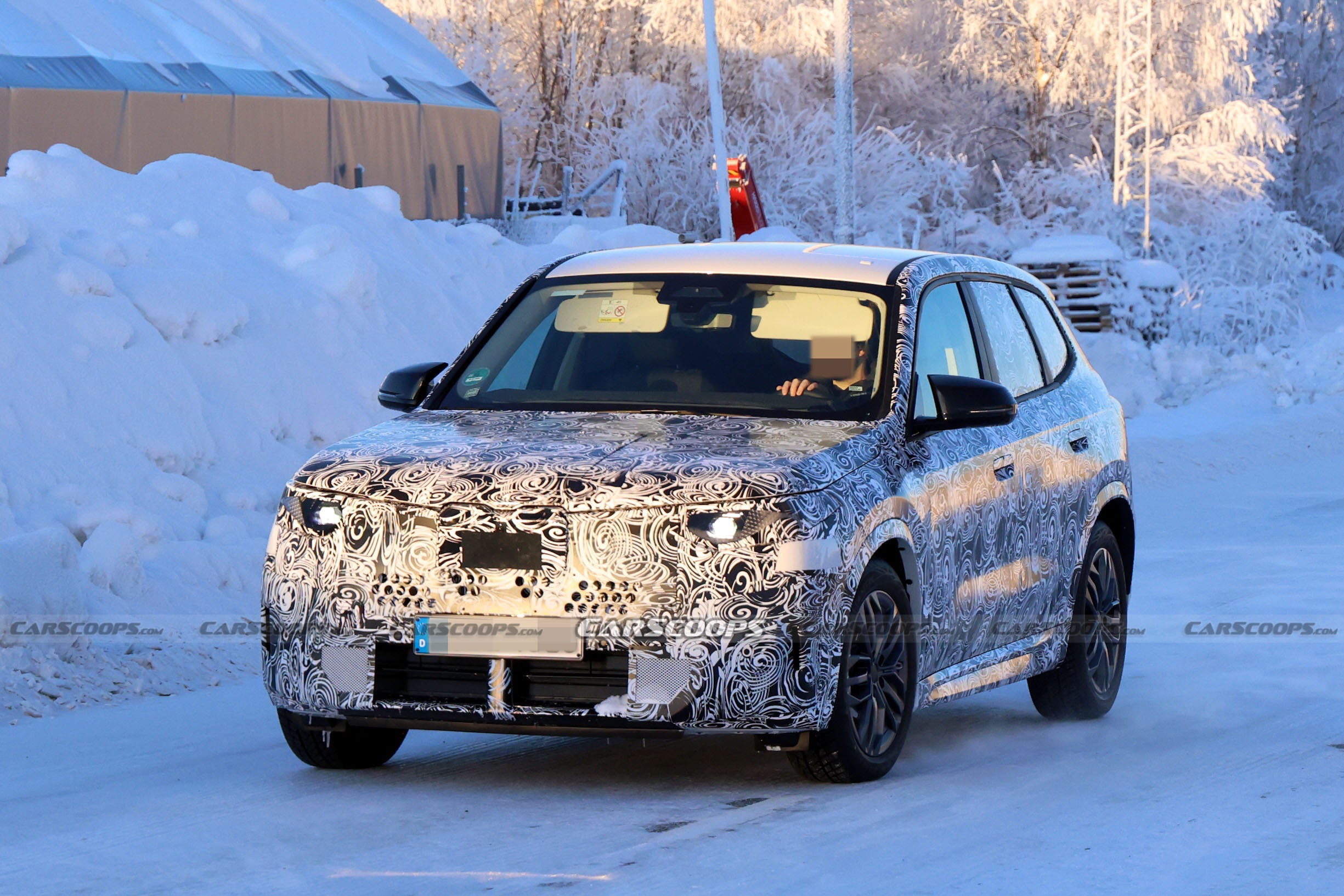 BMW X1 spy shots 00004