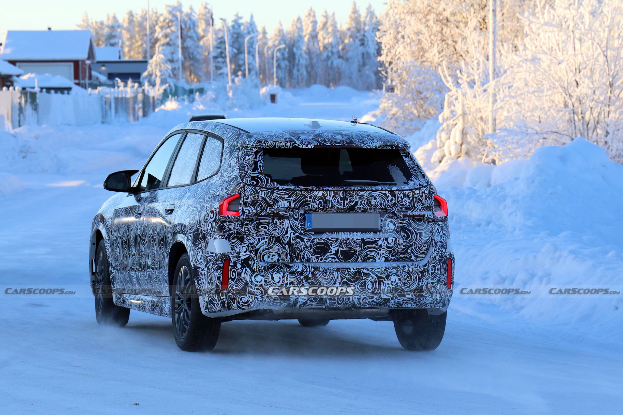 BMW X1 spy shots 00020