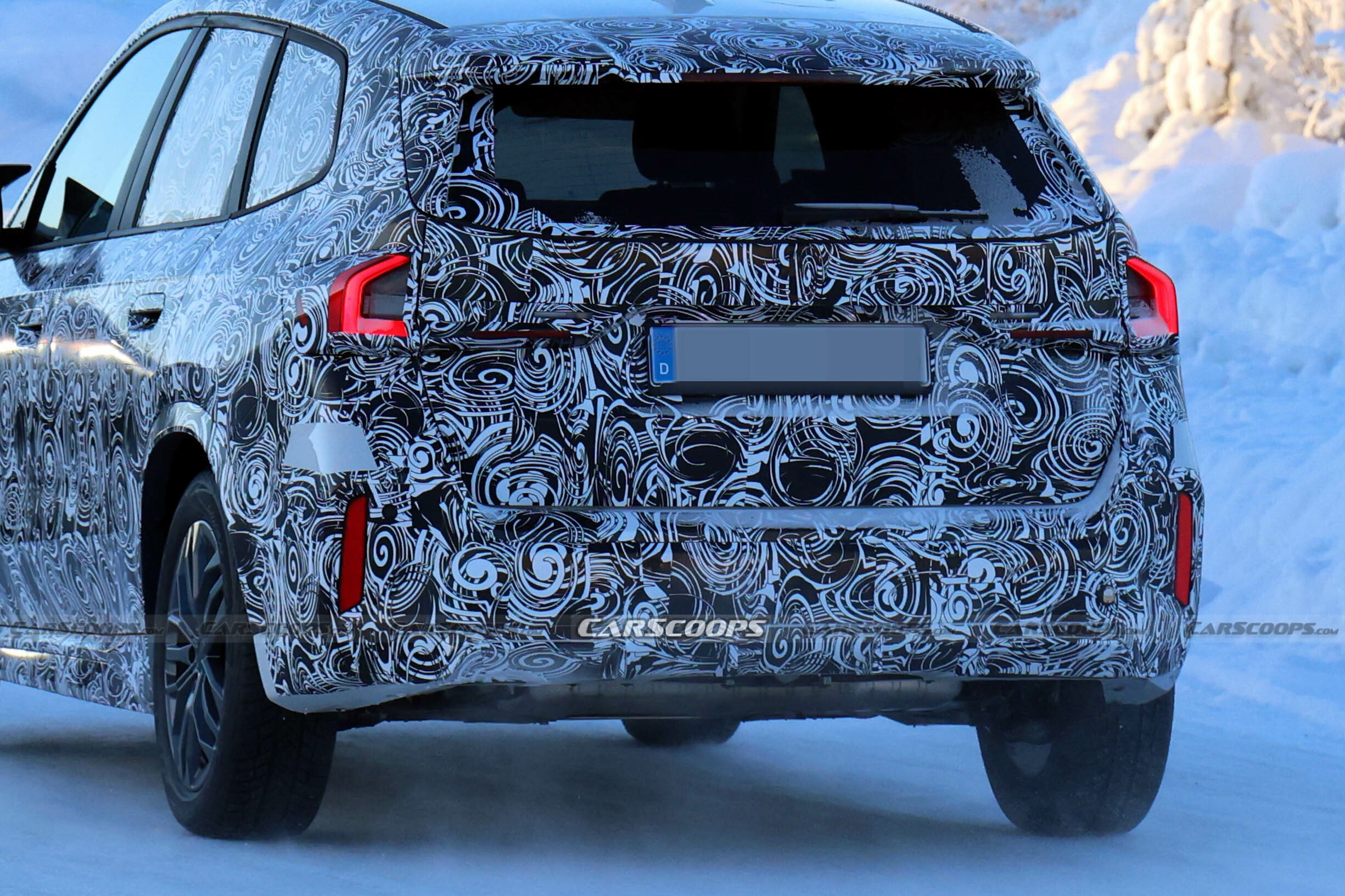 BMW X1 spy shots 00021