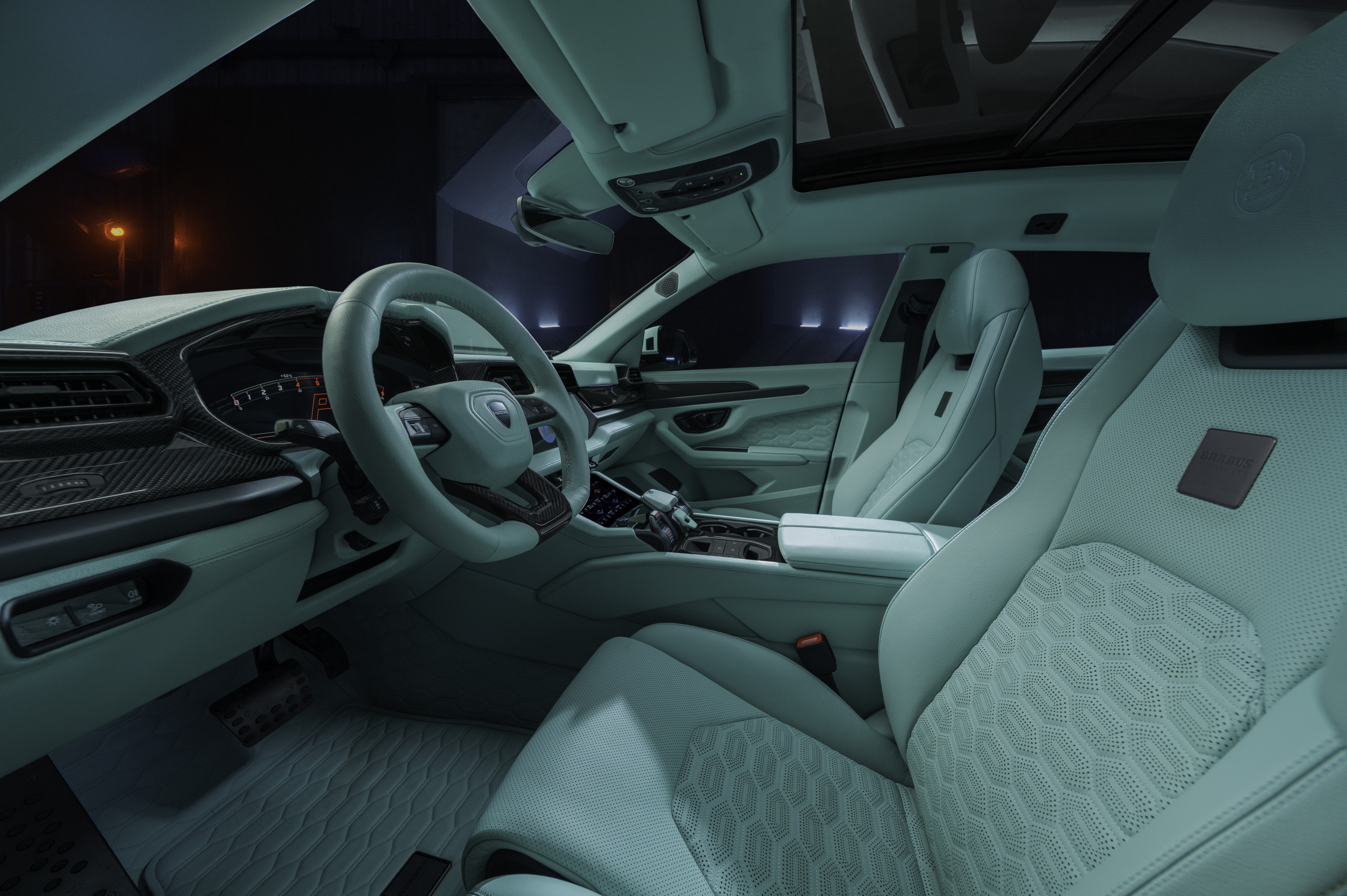 Brabus 900 Mint - Lamborghini Urus - On Location (12)