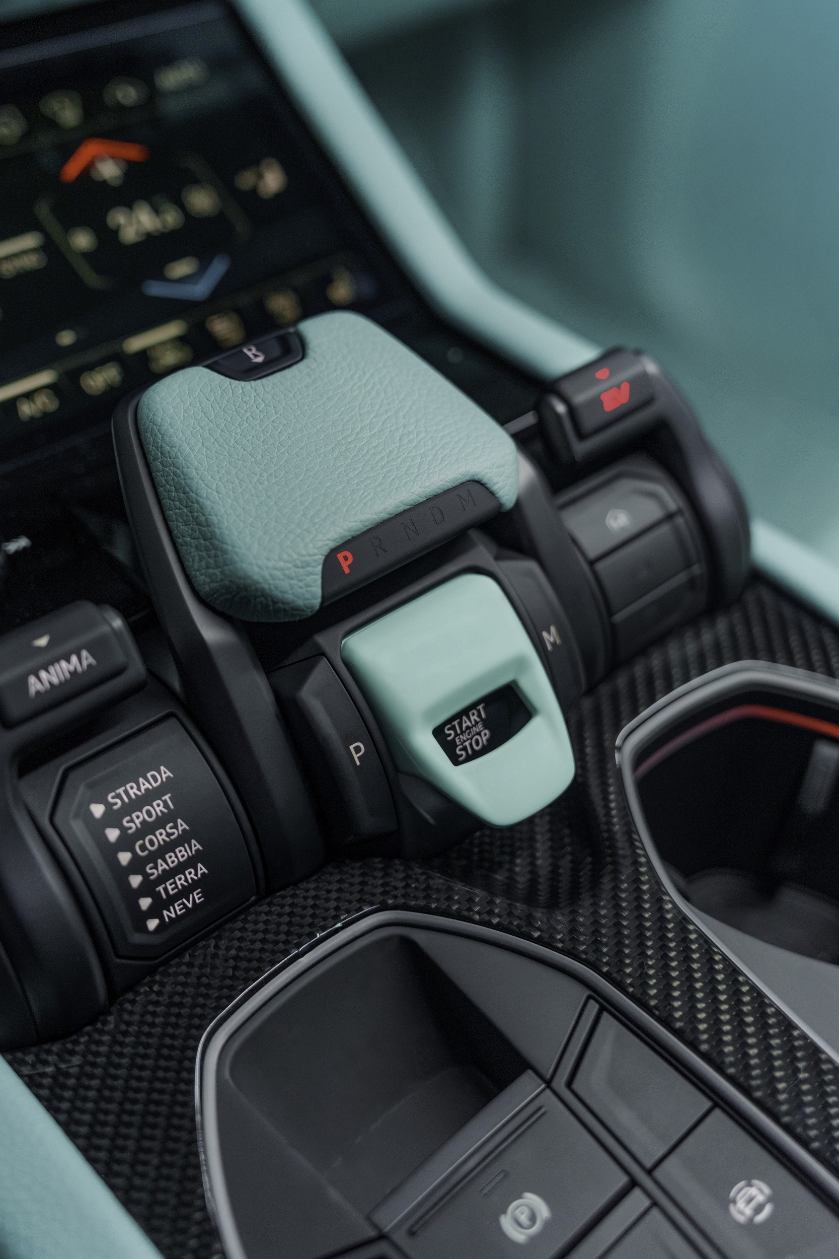 Brabus 900 Mint - Lamborghini Urus - On Location (16)