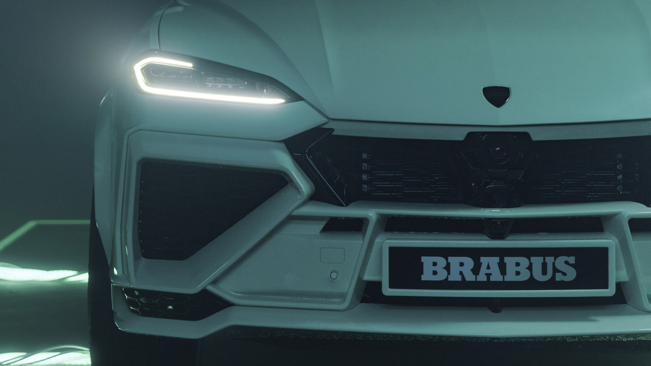 Brabus 900 Mint - Lamborghini Urus - On Location (6) copy