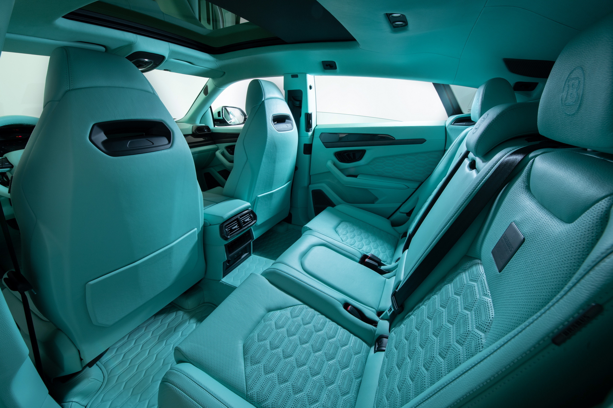 Brabus 900 Mint - Lamborghini Urus - Studio (25)
