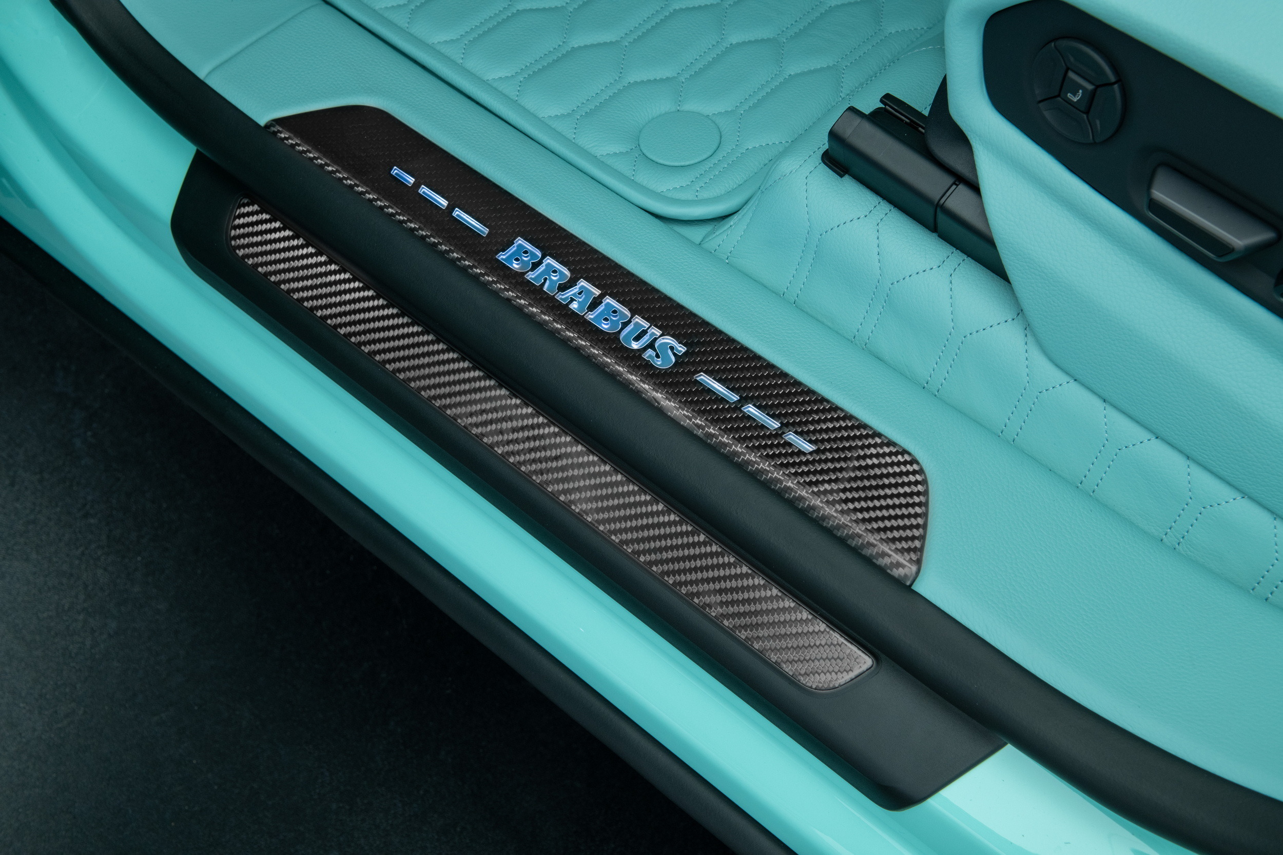 Brabus 900 Mint - Lamborghini Urus - Studio (29)