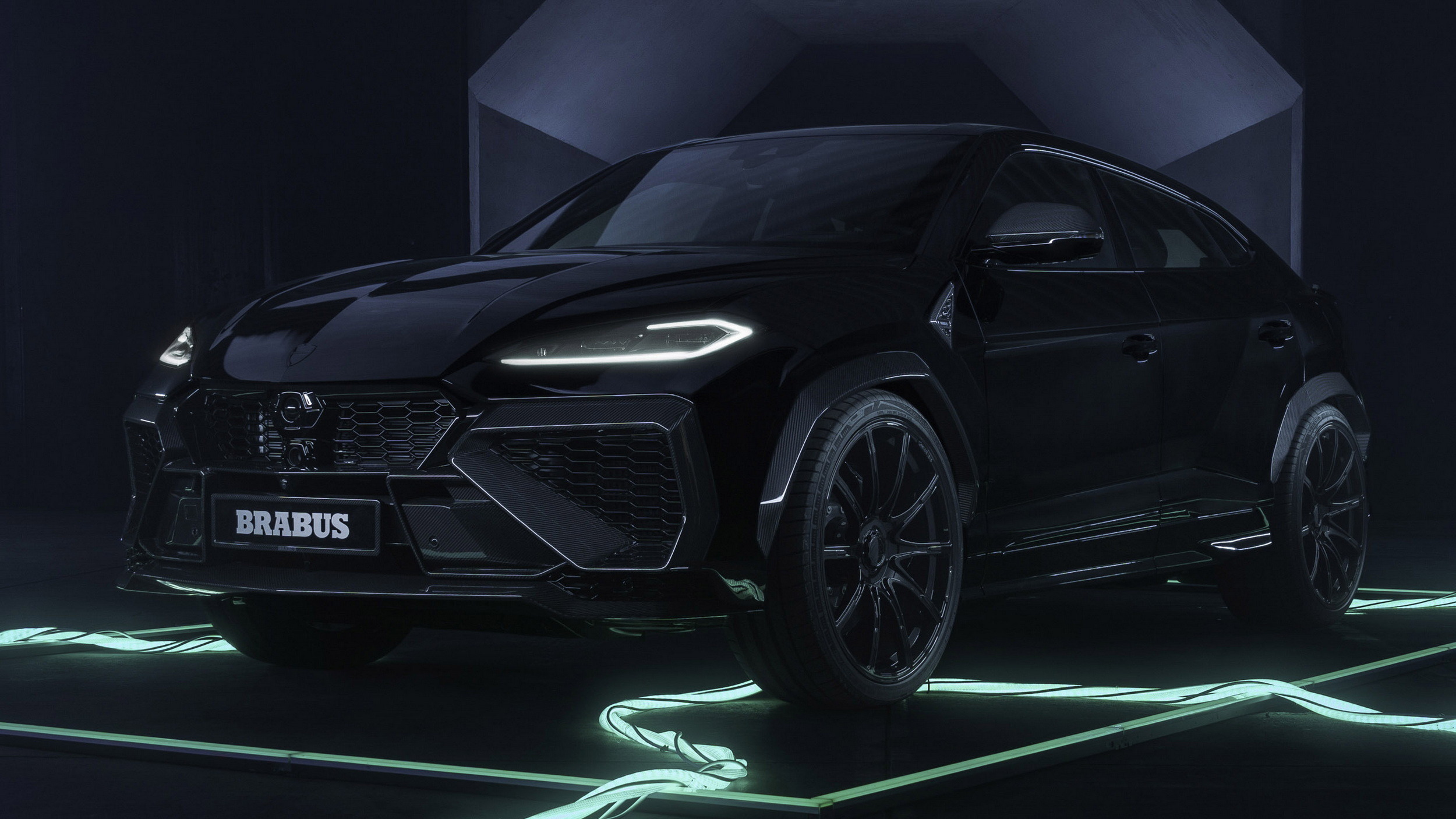 Brabus 900 Superblack - Lamborghini Urus - On Location (1) copy