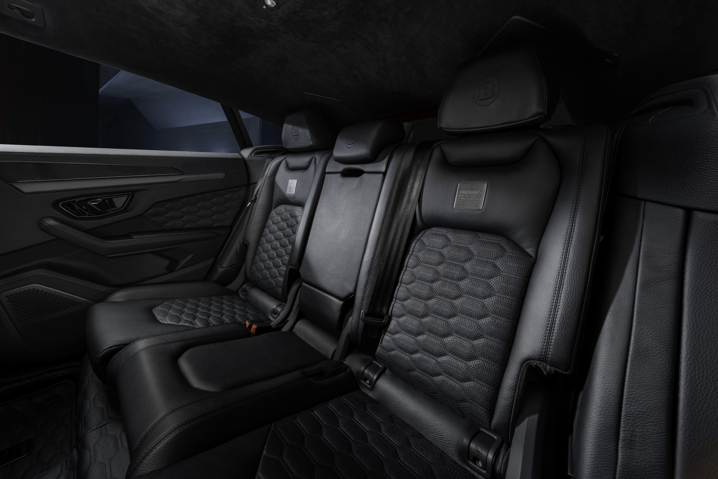 Brabus 900 Superblack - Lamborghini Urus - On Location (19)