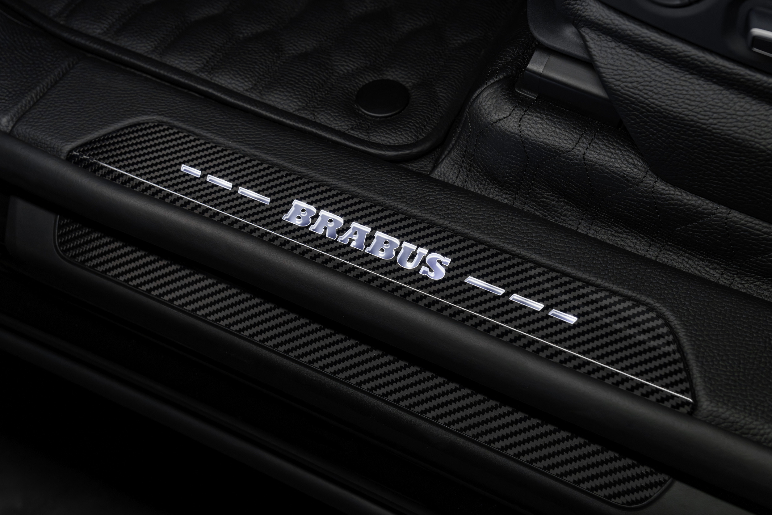 Brabus 900 Superblack - Lamborghini Urus - On Location (22)