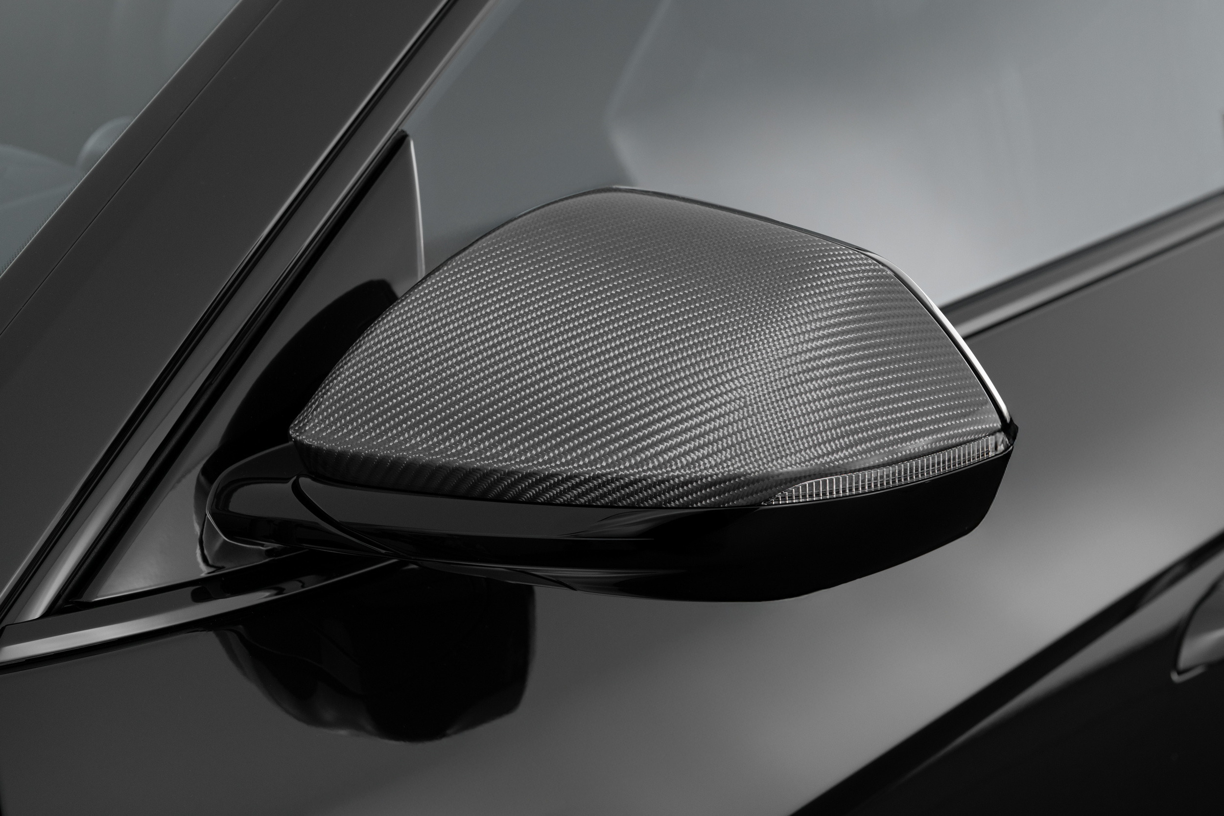 Brabus 900 Superblack - Lamborghini Urus - Studio (12)