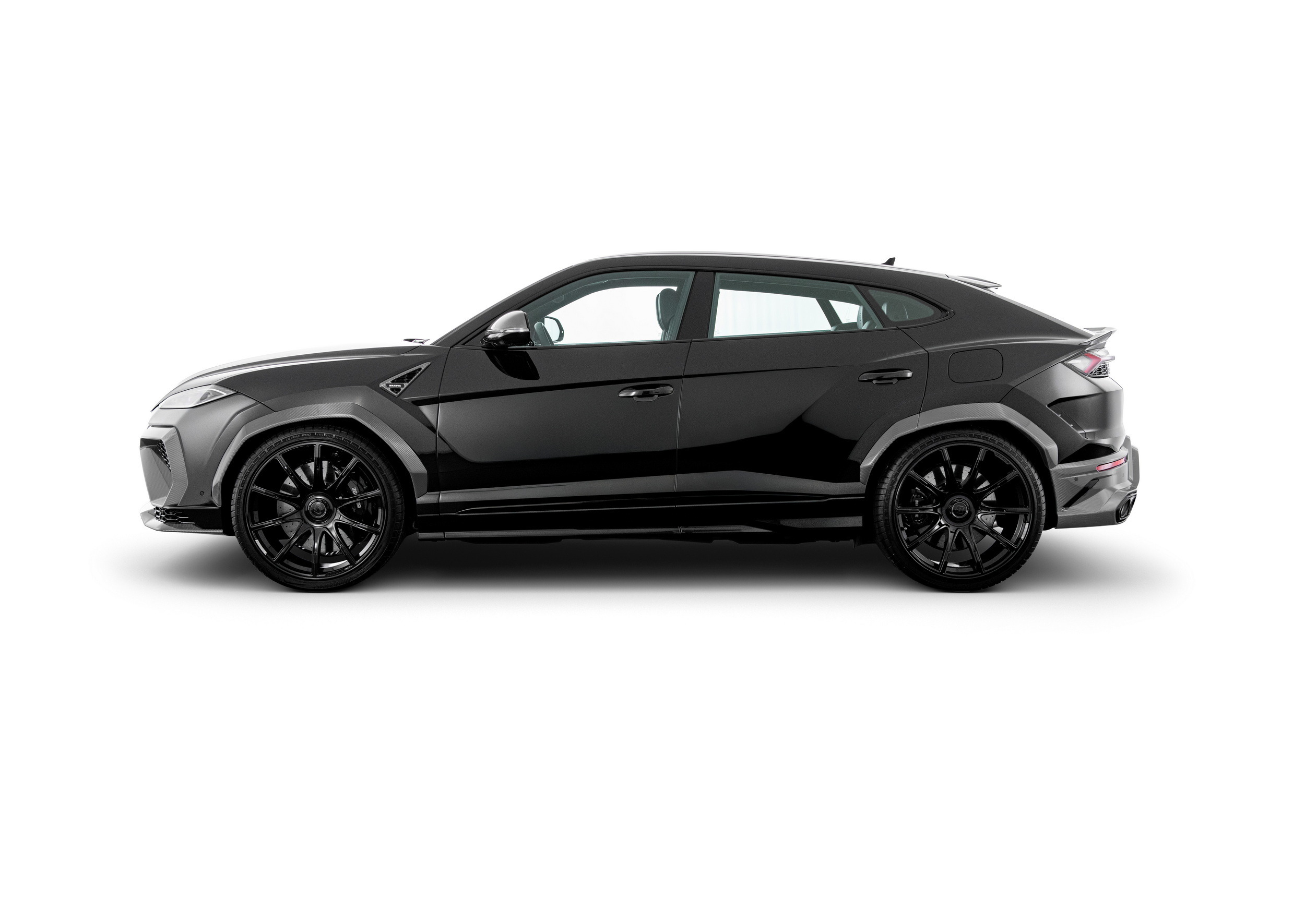 Brabus 900 Superblack - Lamborghini Urus - Studio (3)