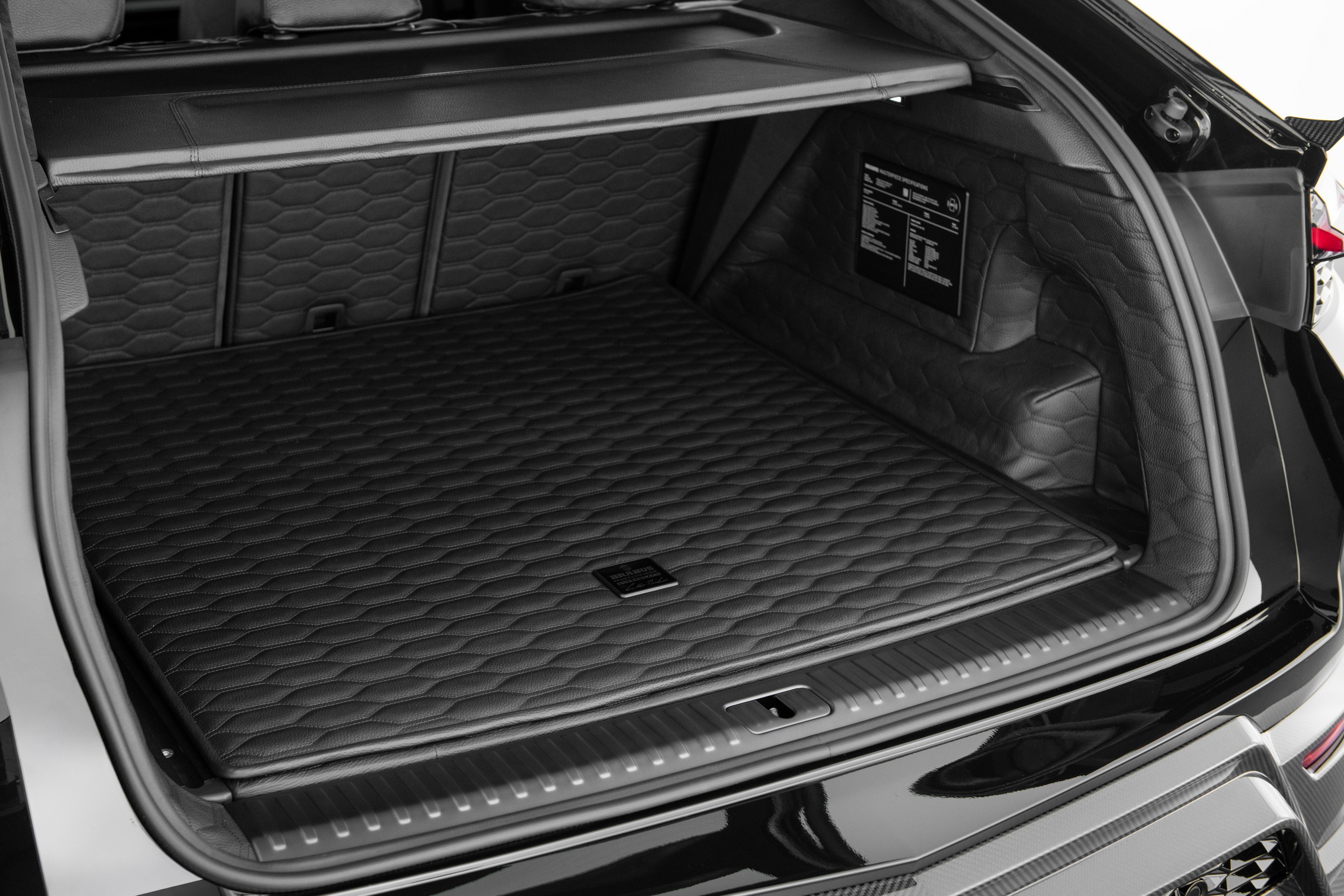 Brabus 900 Superblack - Lamborghini Urus - Studio (34)