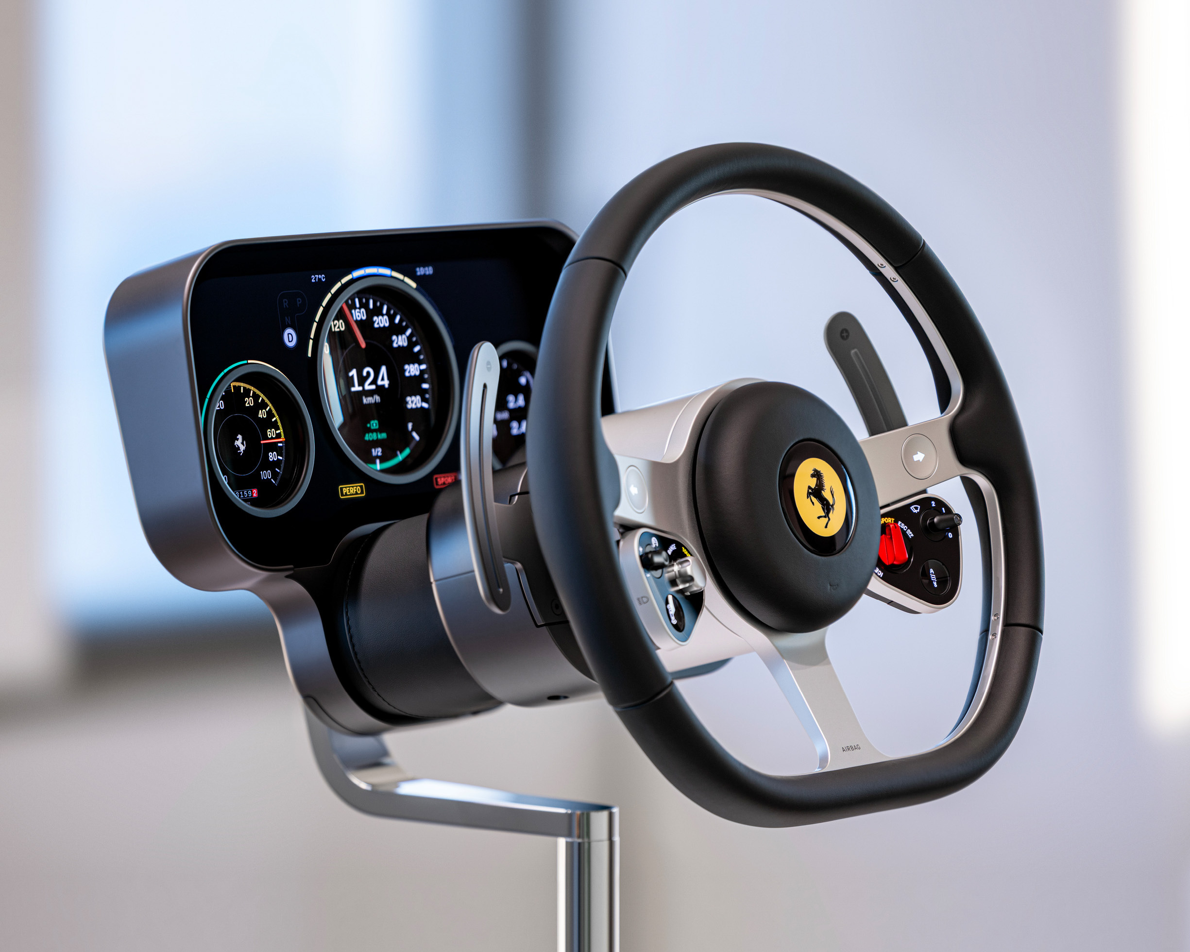 Ferrari Luce interior 00020