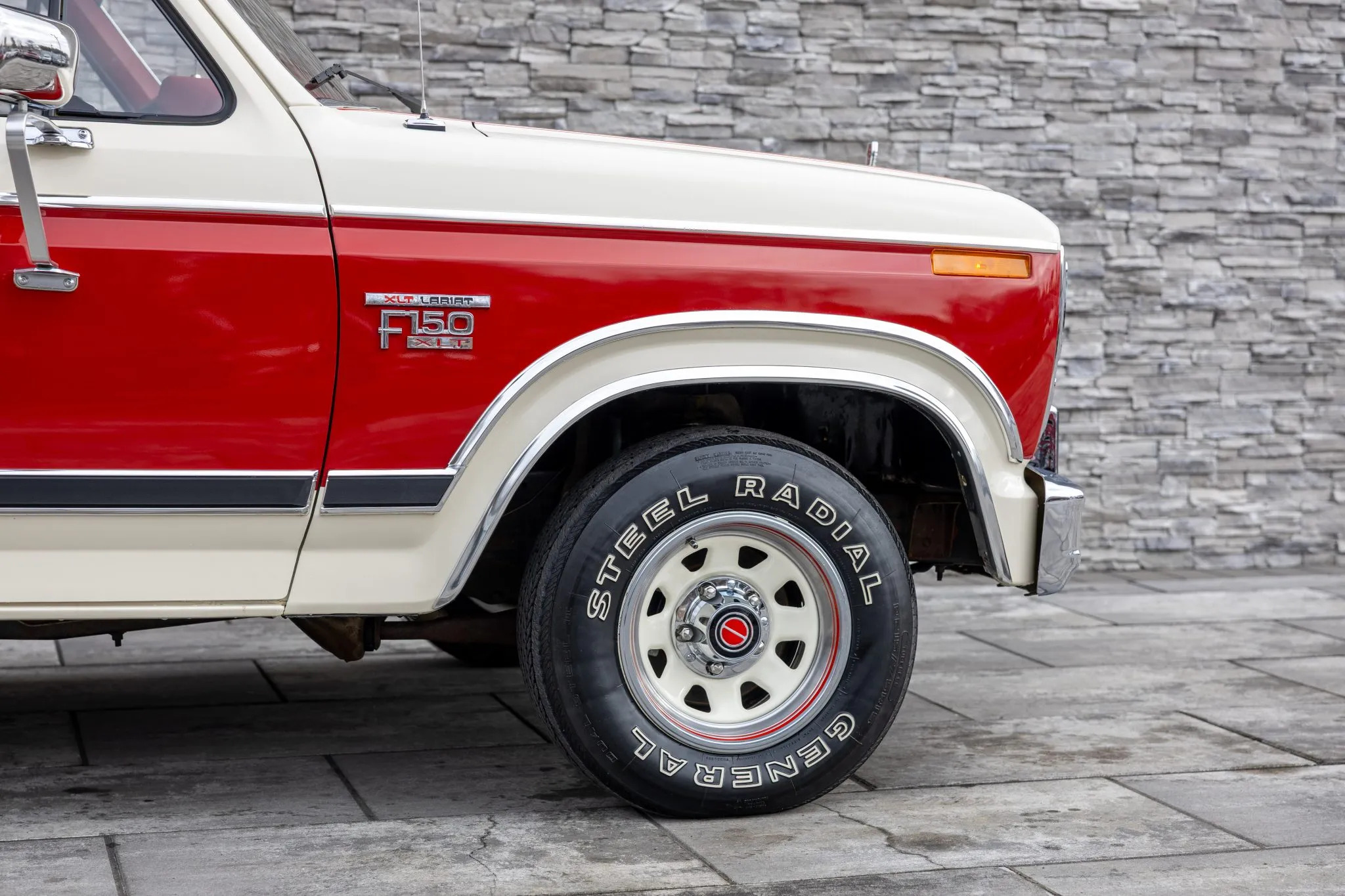 1983 Ford F-150 BaT - 13