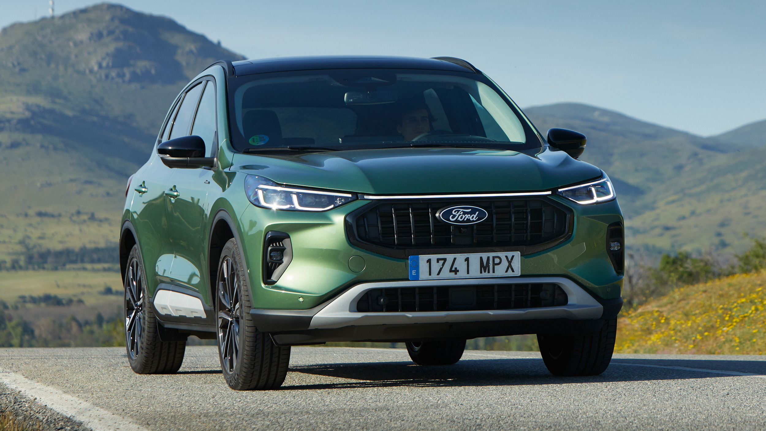2026 Ford Kuga (3) copy