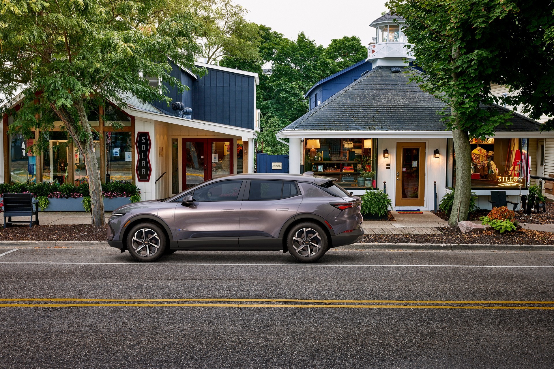 2024 Chevrolet Equinox EV 102
