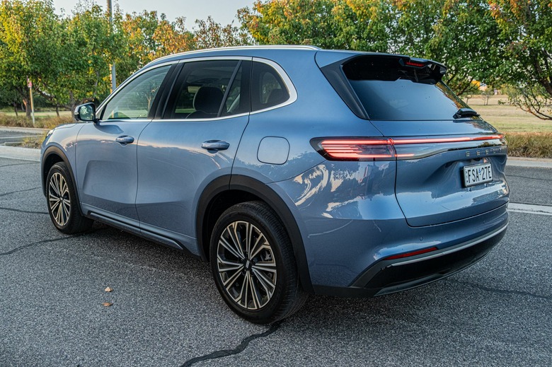 Geely Starray EM-i Review - 32