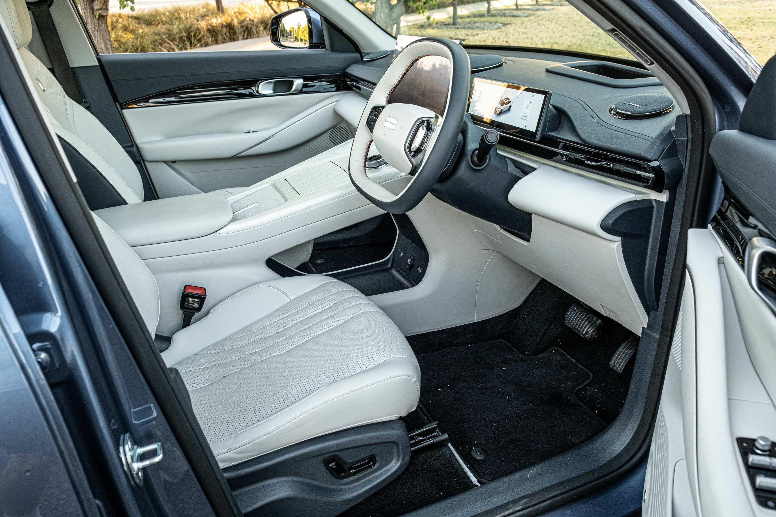Geely Starray EM-i Review - 38