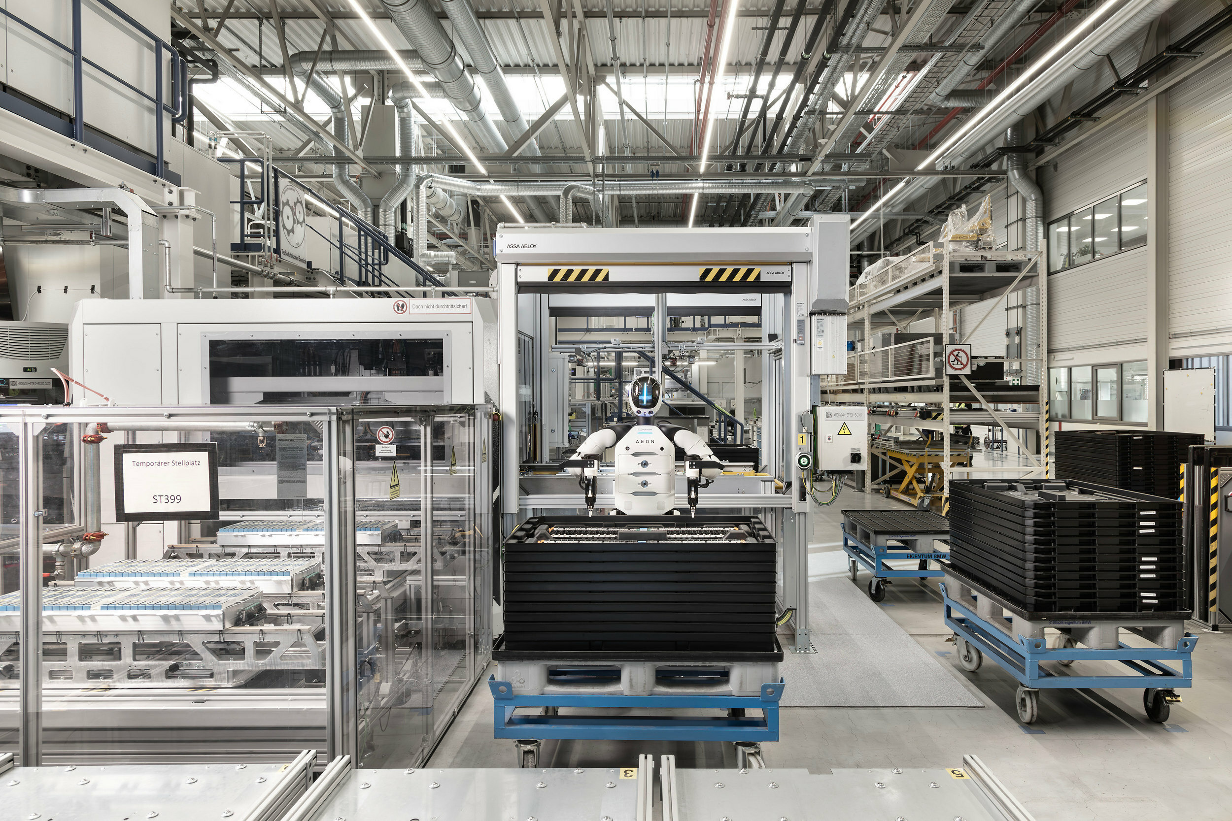 BMW AEON Robot 227 1
