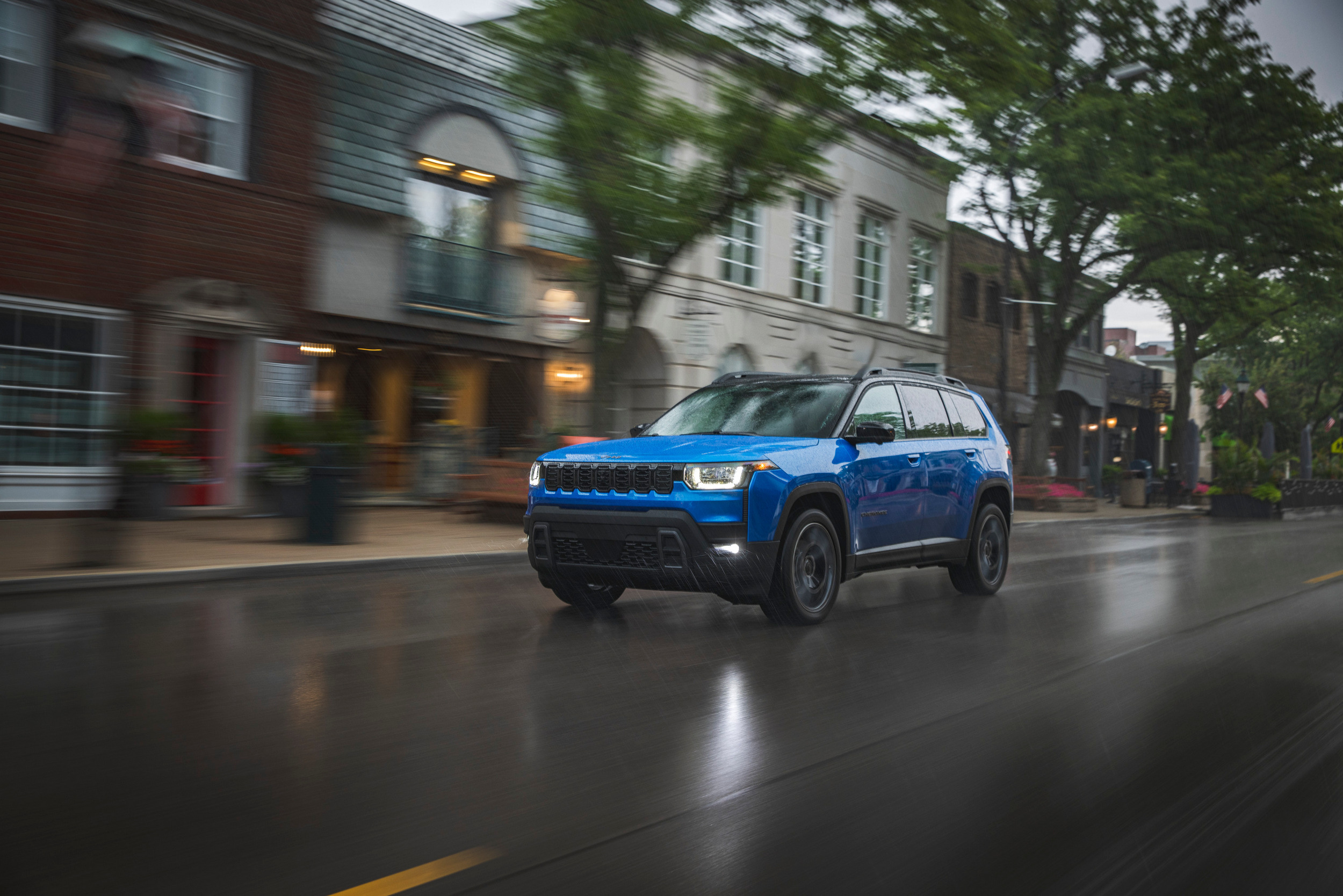 2026 Jeep Cherokee 820 303
