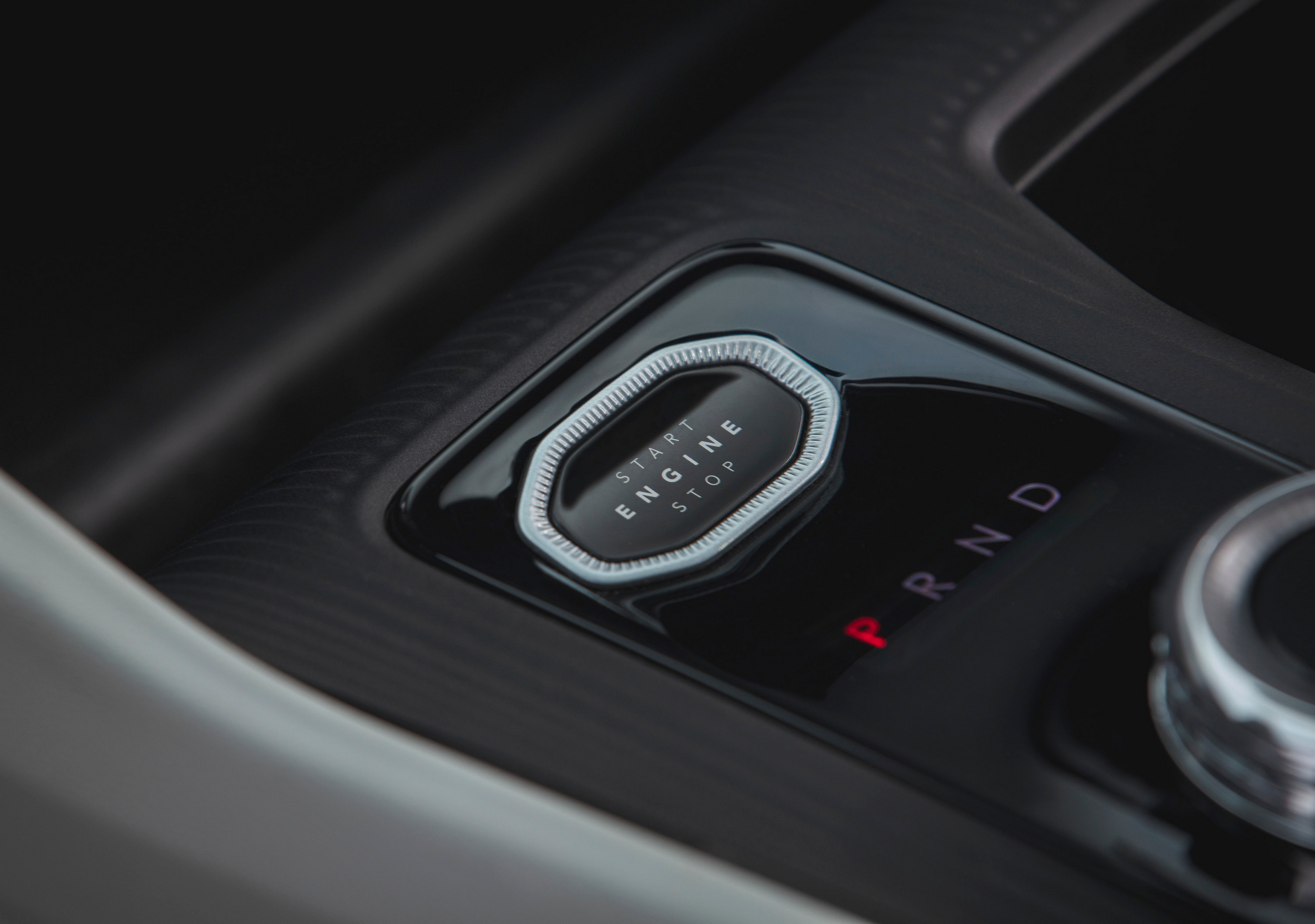 2026 Jeep Cherokee 820 317