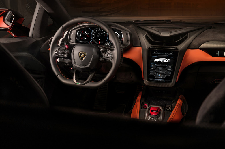 Lamborghini Revuelto 204 3
