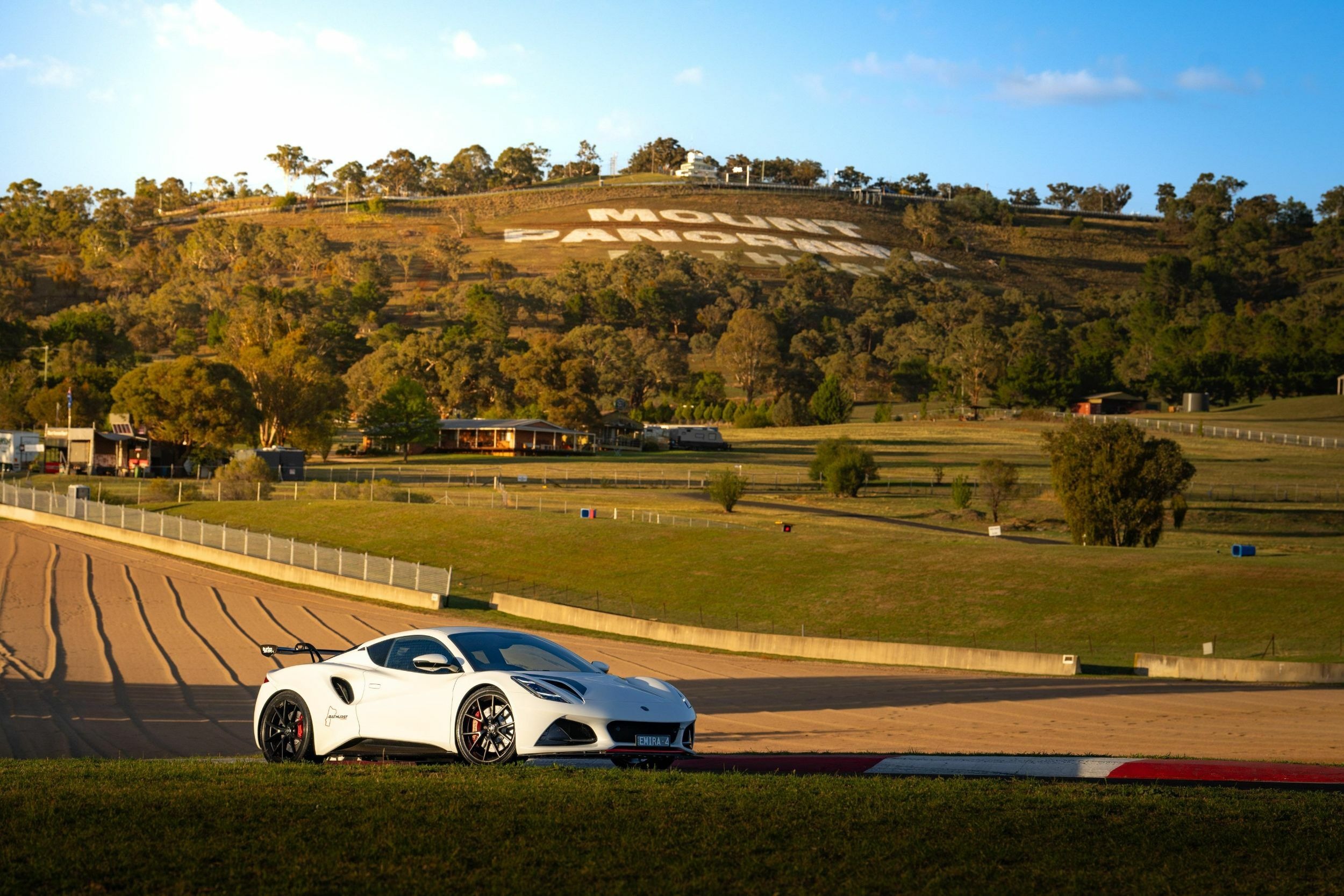 Lotus Emira Turbo Bathurst Edition - Australia (8)