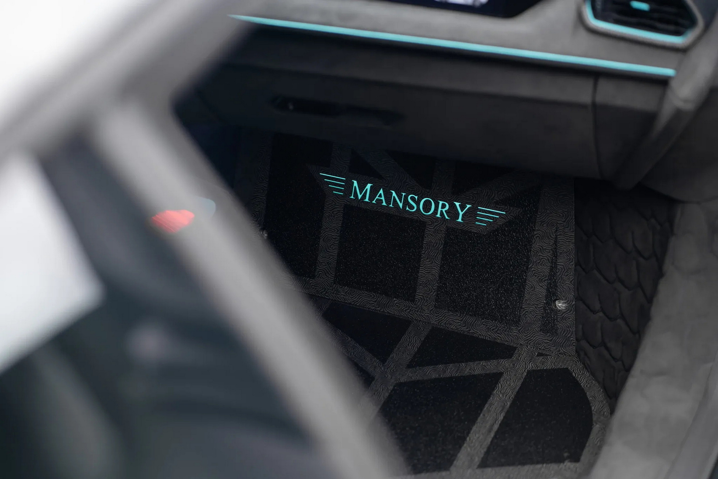 Mansory Carbonado X (12)