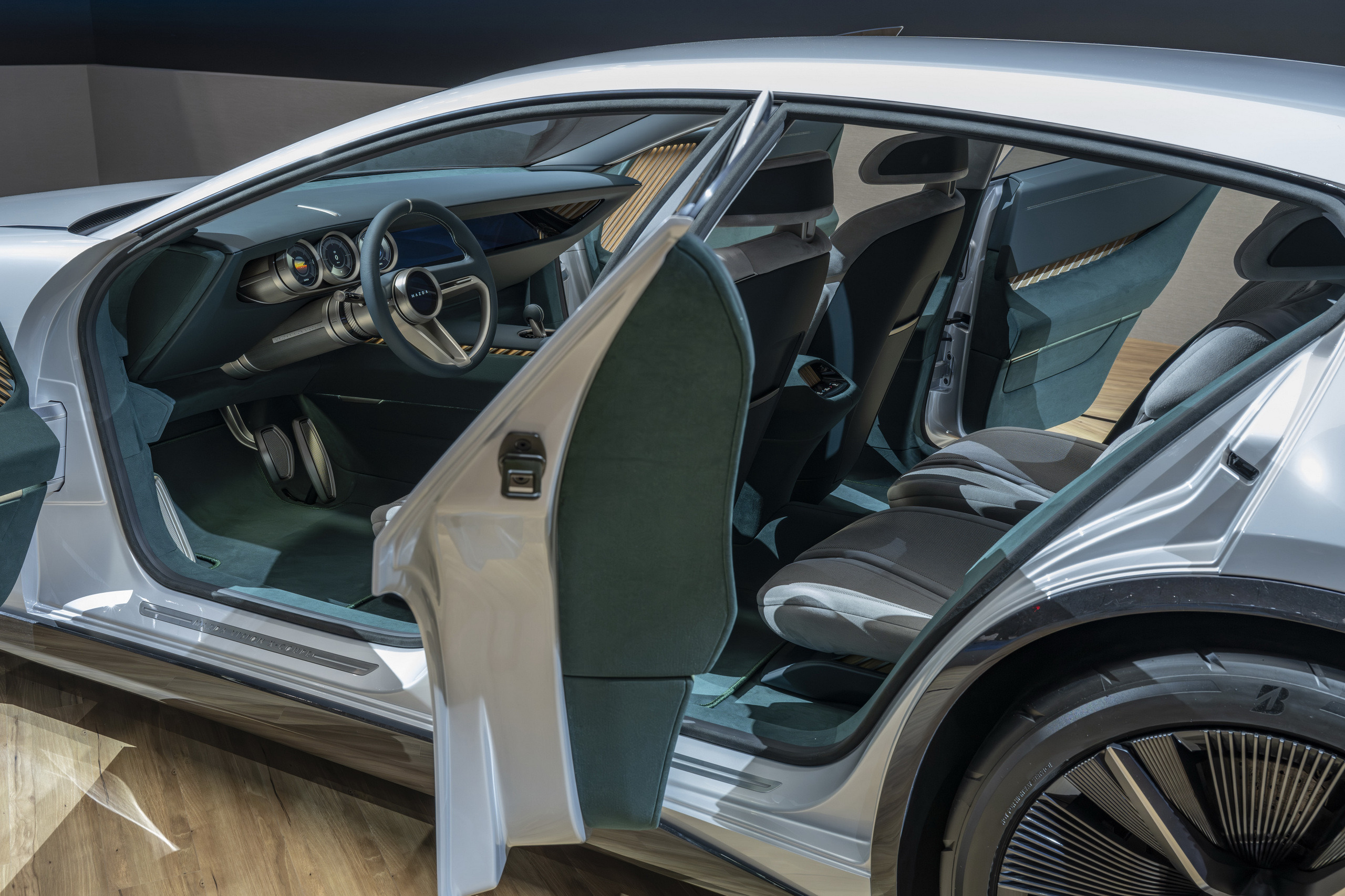 mazda_vision_model_9_l