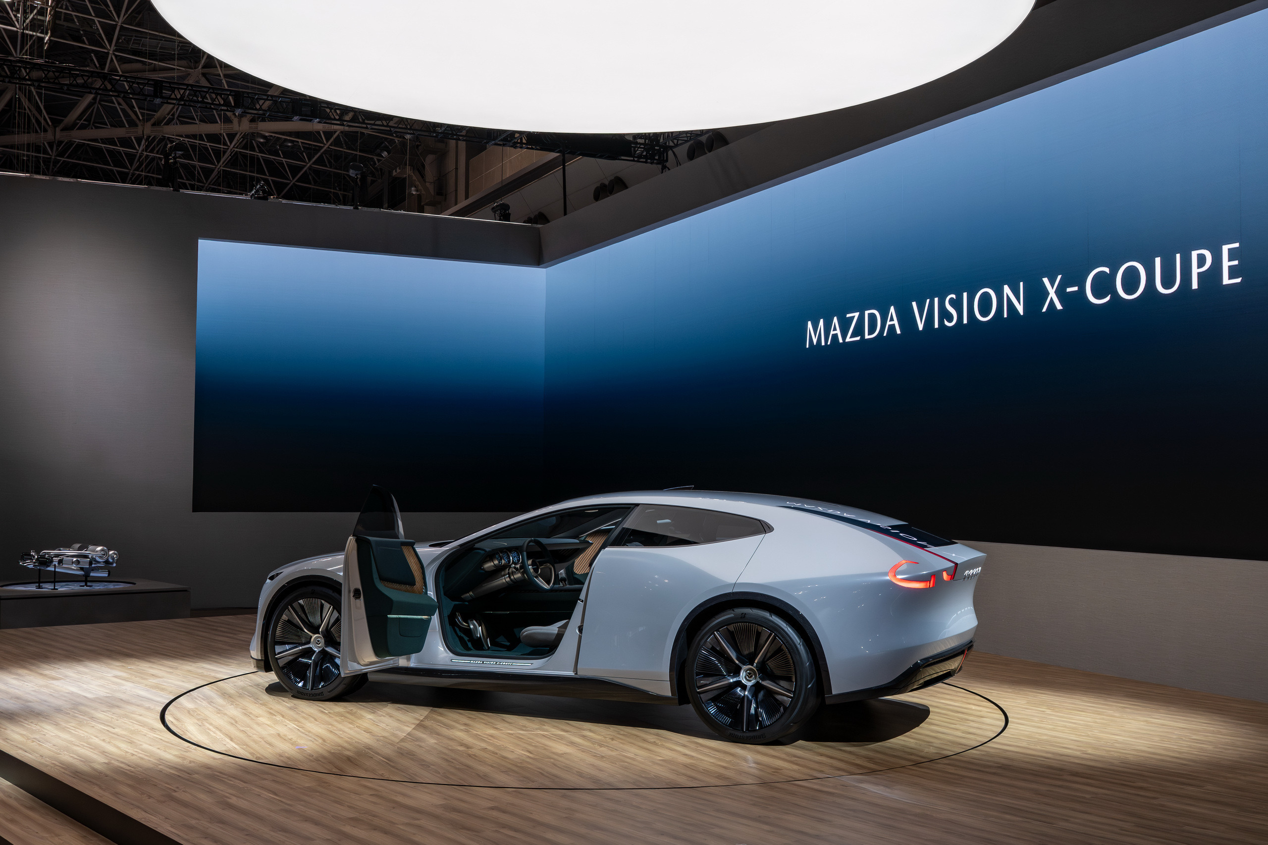 mazda_vision_x-coupe_jms25_4_highres